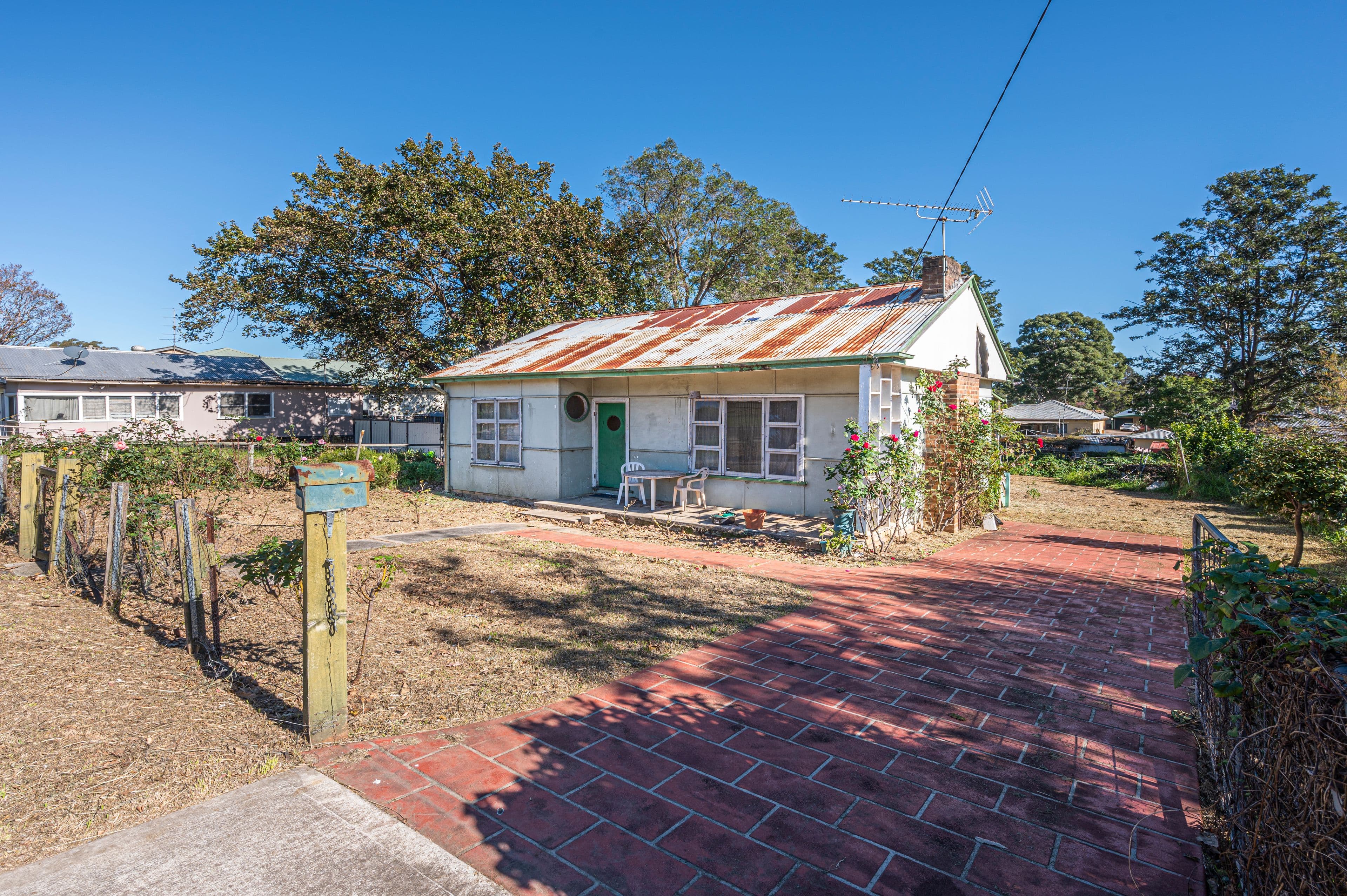 81 Remembrance Driveway, Tahmoor NSW 2573, Tahmoor - Thumbnail 2