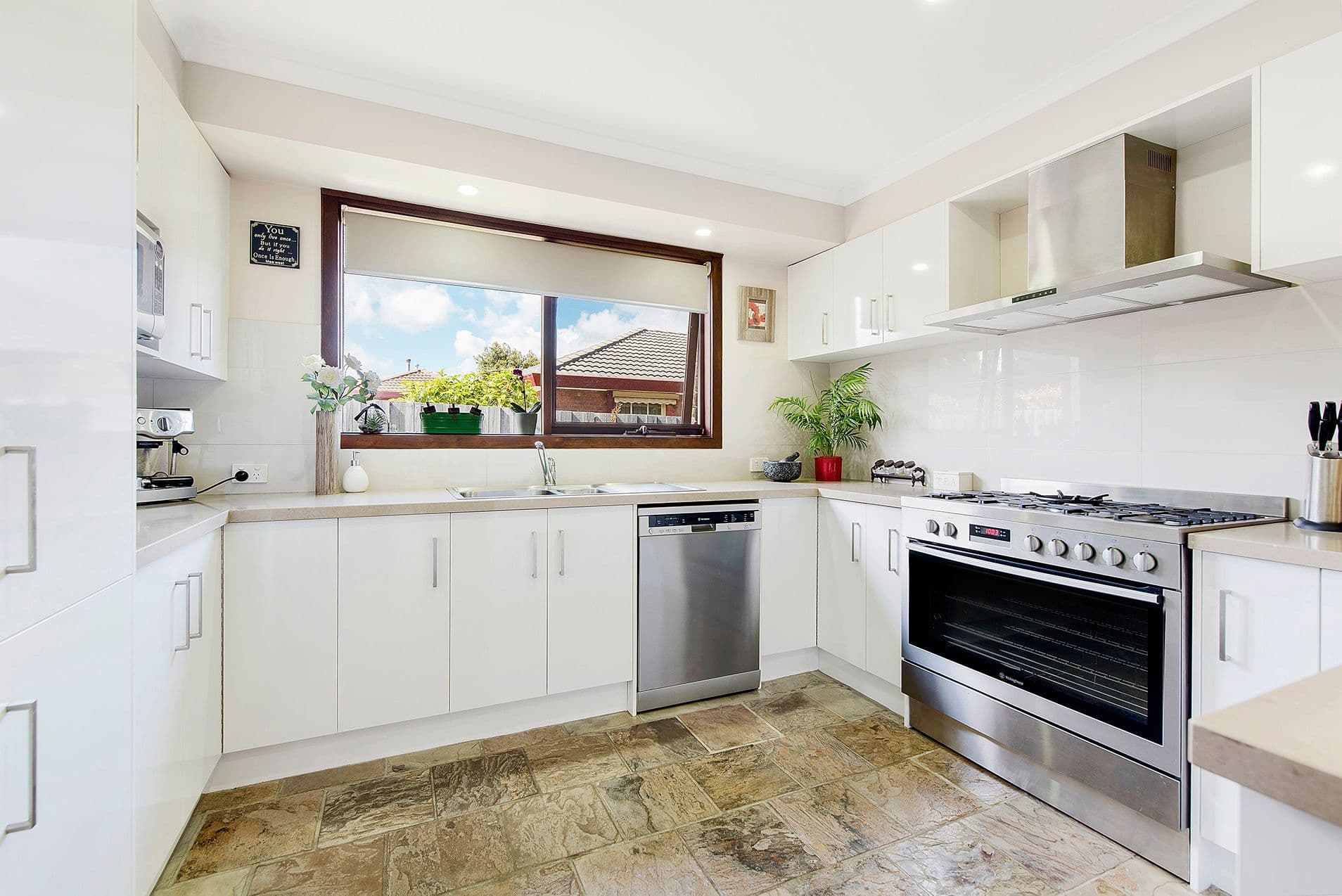 5 Strathavan Drive, Berwick VIC 3806, Berwick - Thumbnail 6
