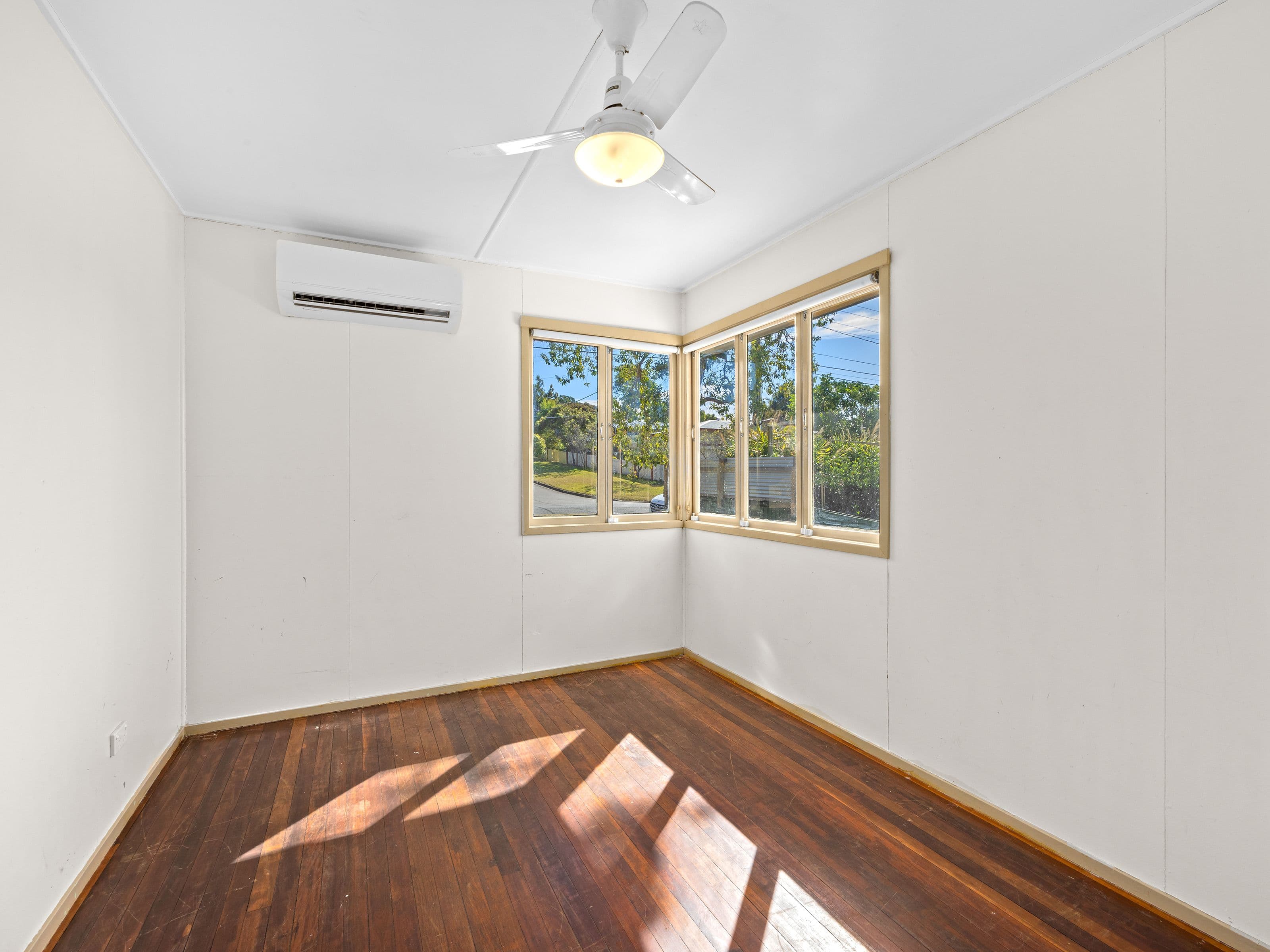 9 Wentworth Street, Leichhardt QLD 4305, Leichhardt - Thumbnail 8