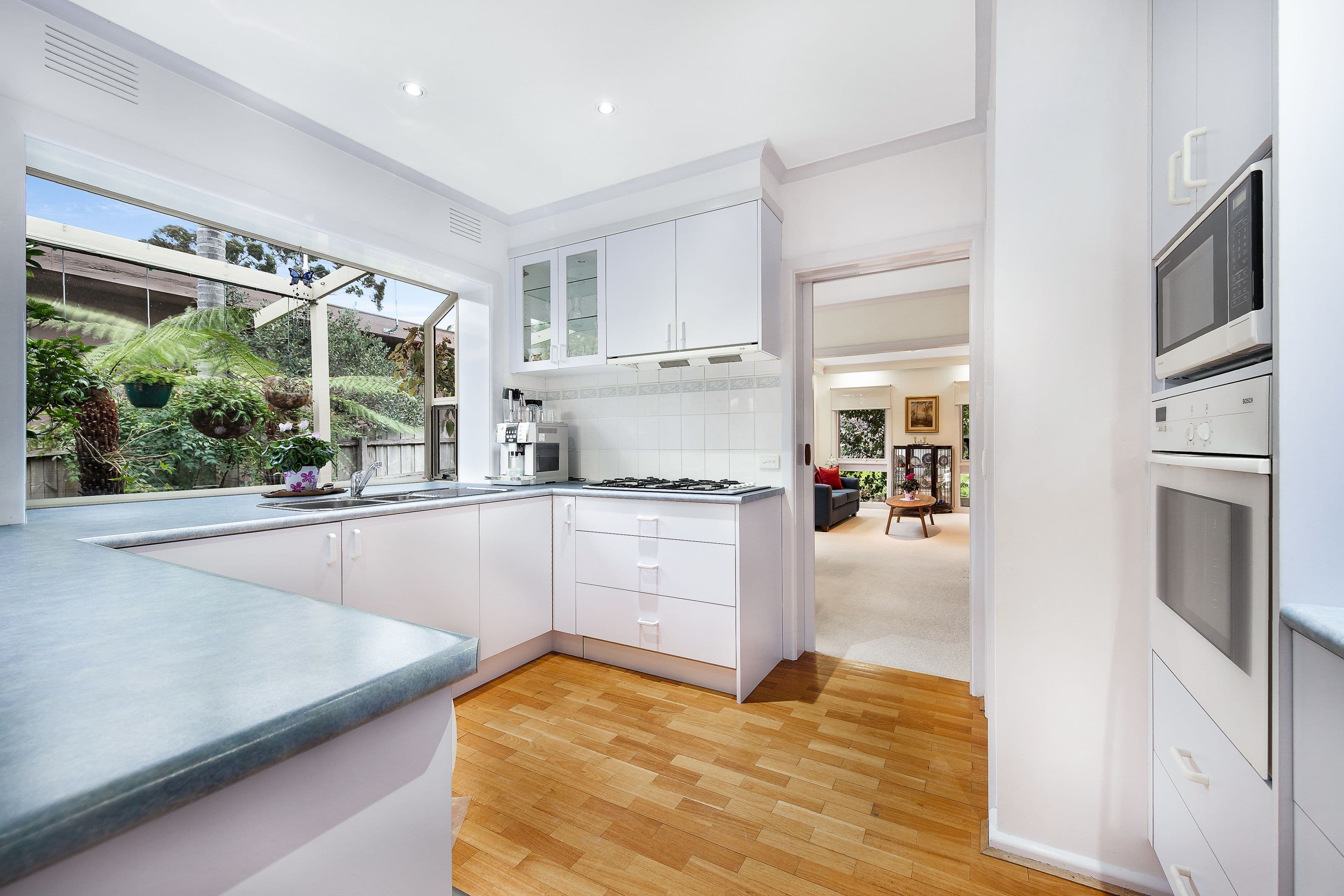 7 Cambrian Crescent, Wheelers Hill VIC 3150, Wheelers Hill - Thumbnail 2