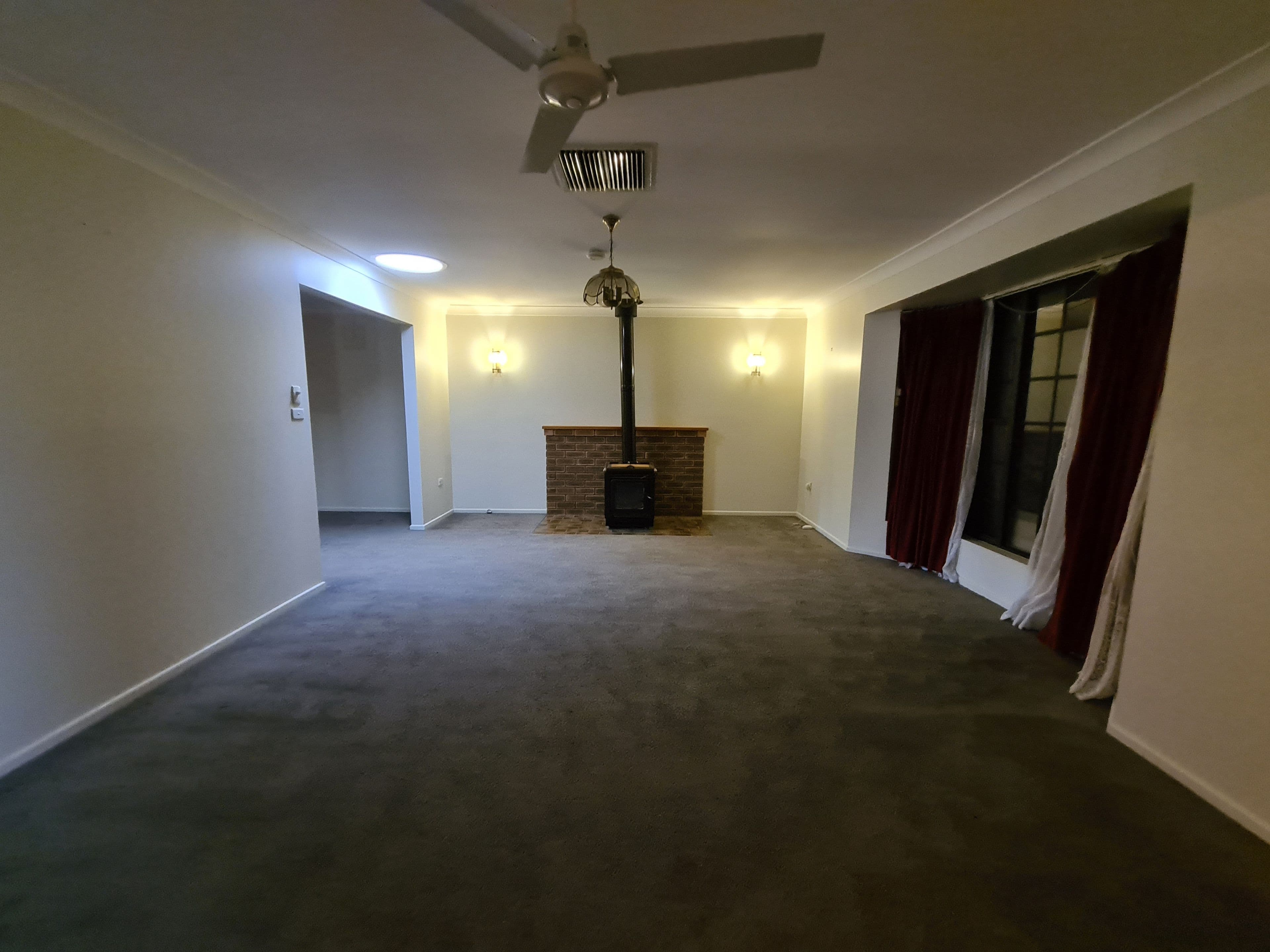 31 Lawson Street, Parkes NSW 2870, Parkes - Thumbnail 2