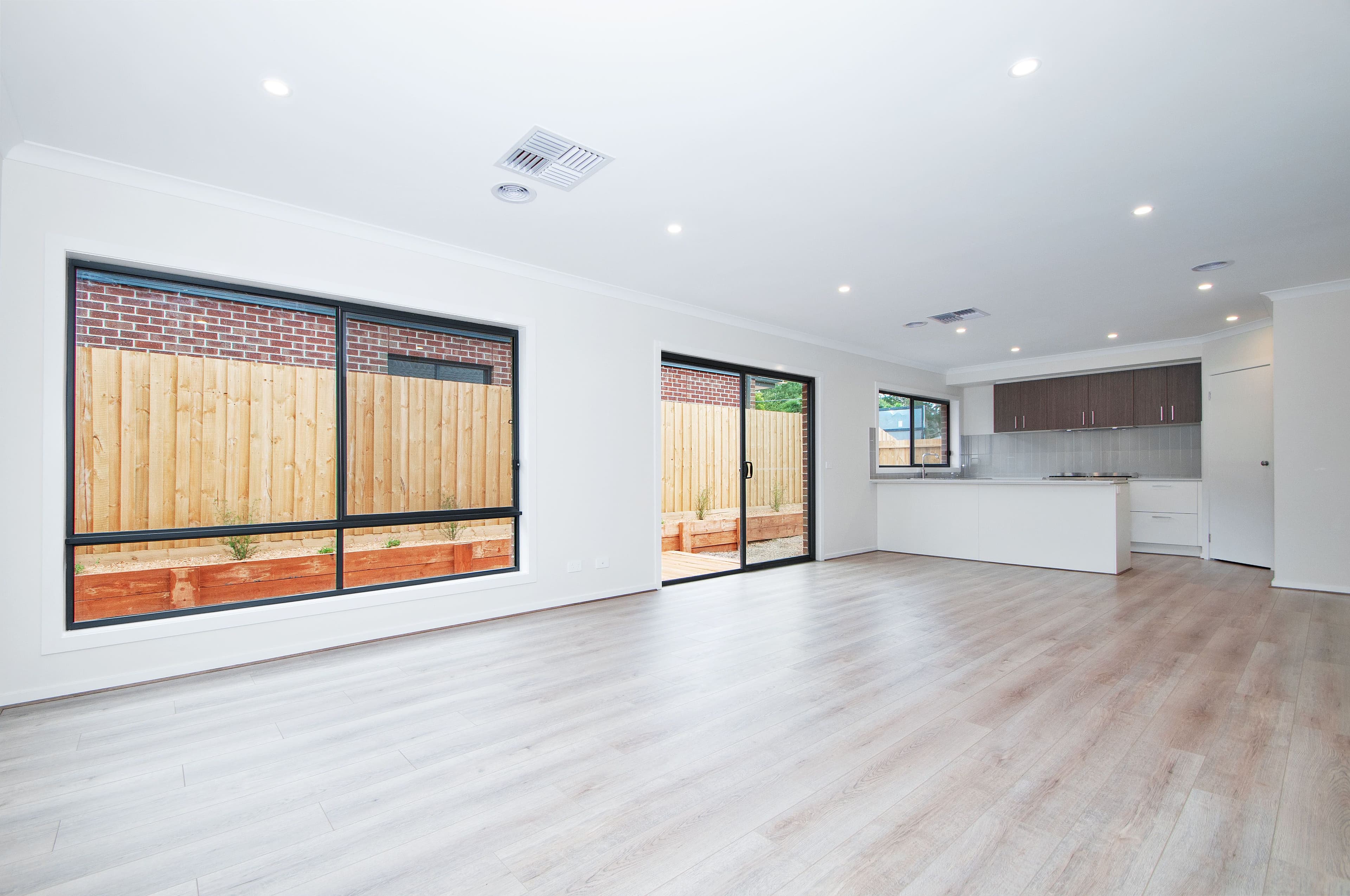 44 Blackburn Road, Mooroolbark VIC 3138, Mooroolbark - Thumbnail 3