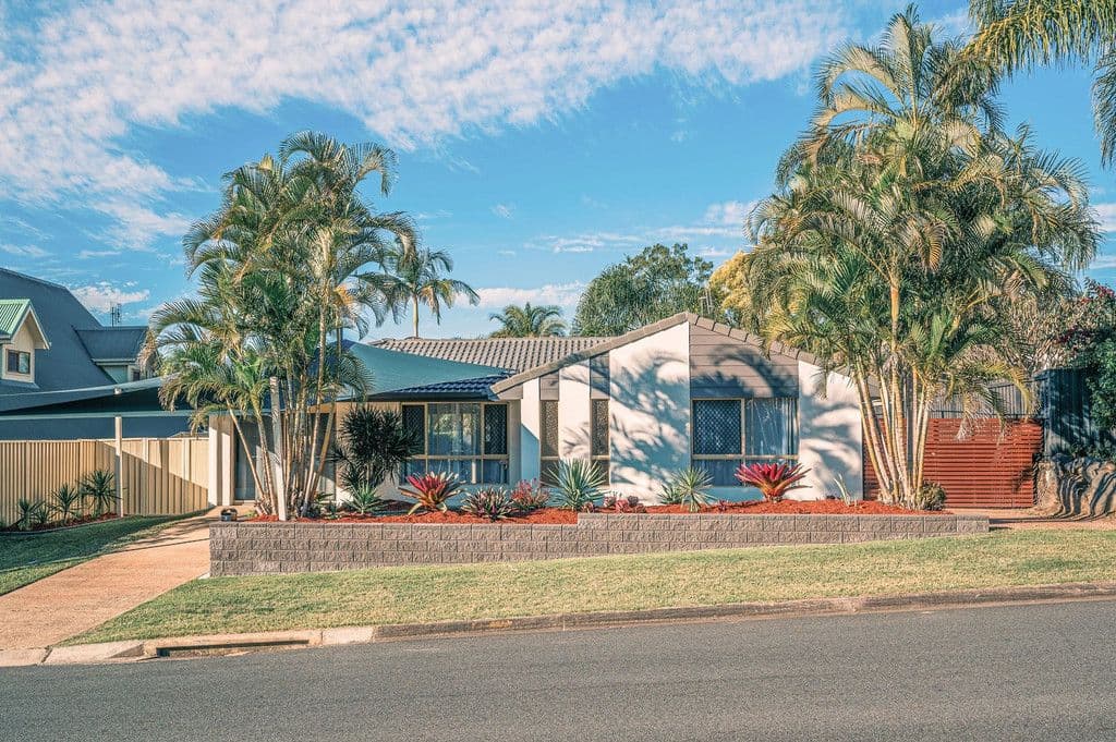 3 Kenneth Drive, Highland Park QLD 4211, Highland Park - Thumbnail 2