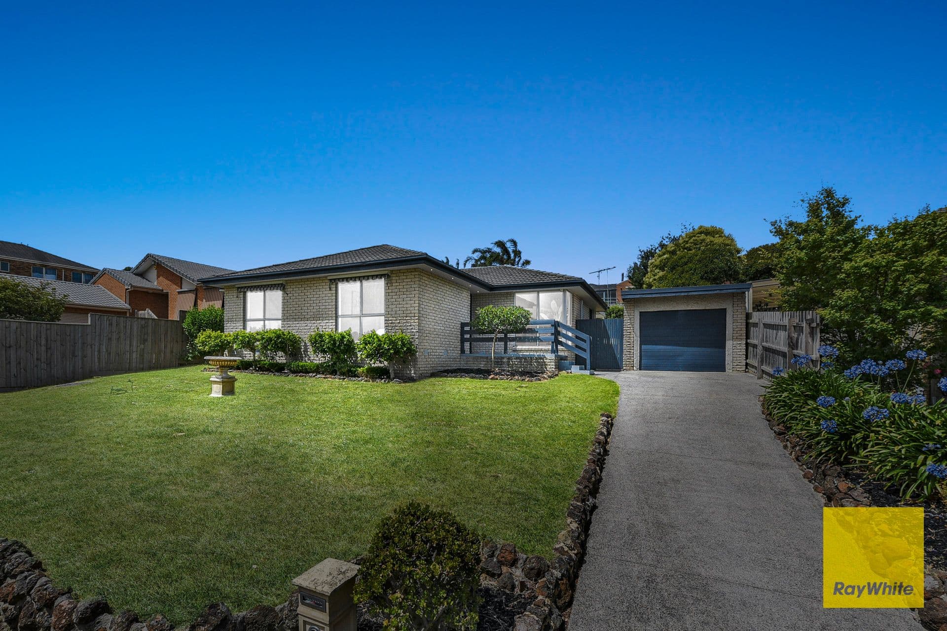 42 Matthew Flinders Avenue, Endeavour Hills VIC 3802, Endeavour Hills - Image 1