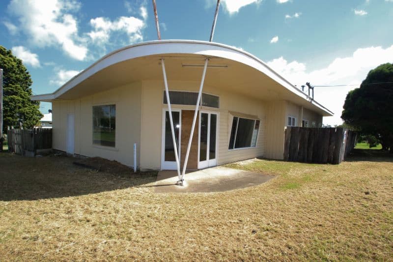 18 Mitchell Street, Monto QLD 4630, Monto - Thumbnail 2