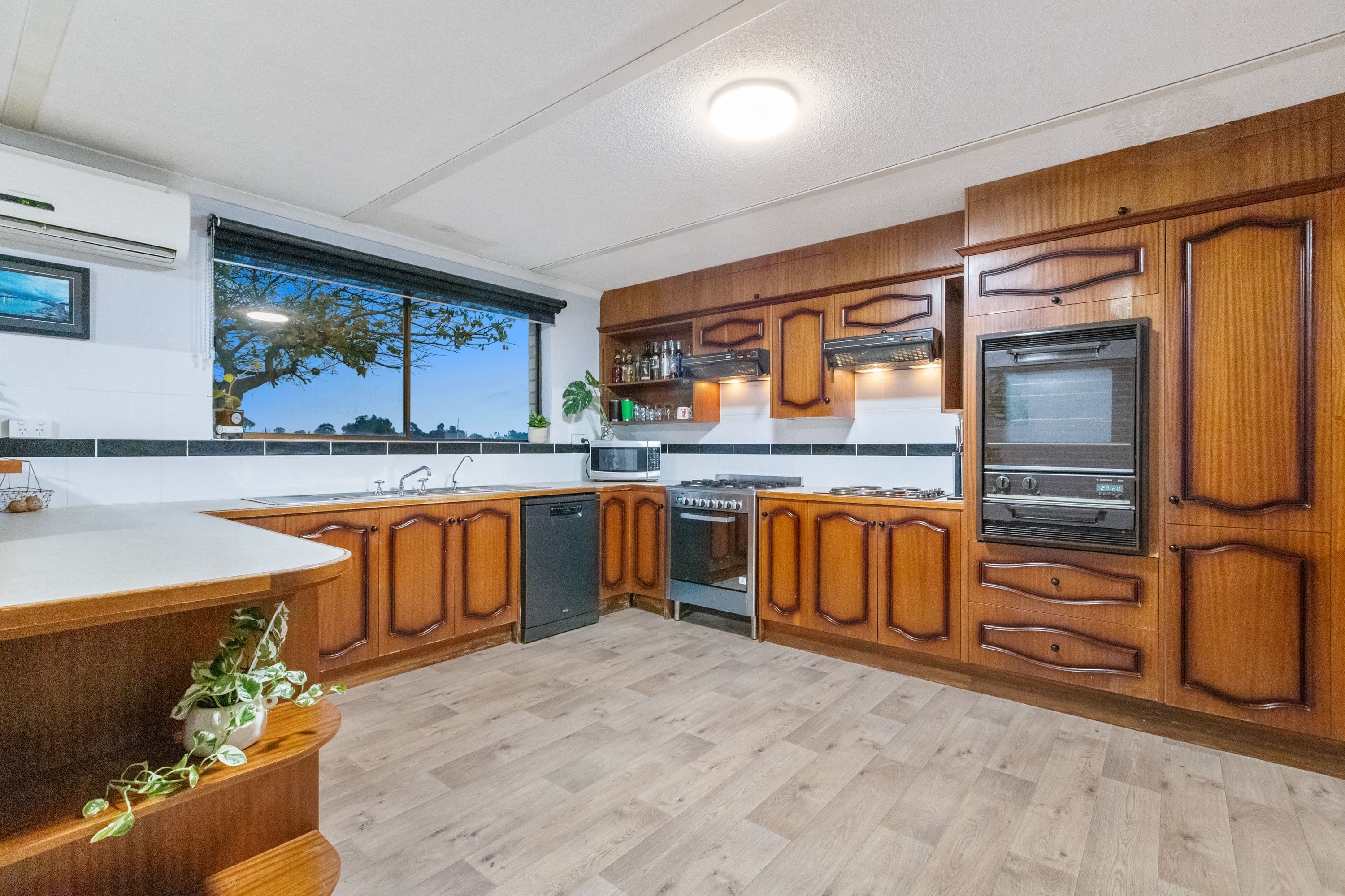 16 Flora Avenue, Cabarita VIC 3505, Cabarita - Thumbnail 4