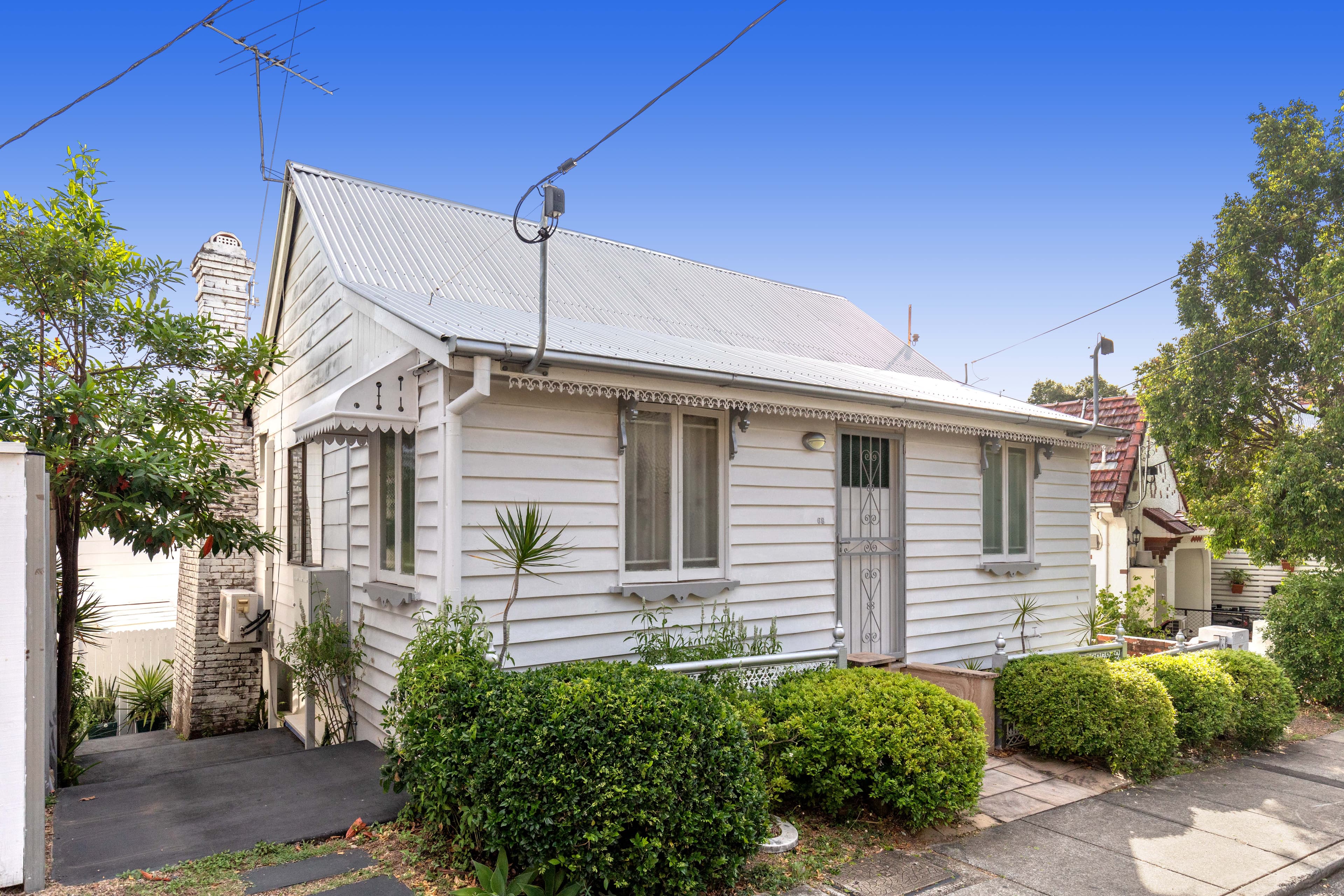68 Cambridge Street, Red Hill QLD 4059, Red Hill - Image 1