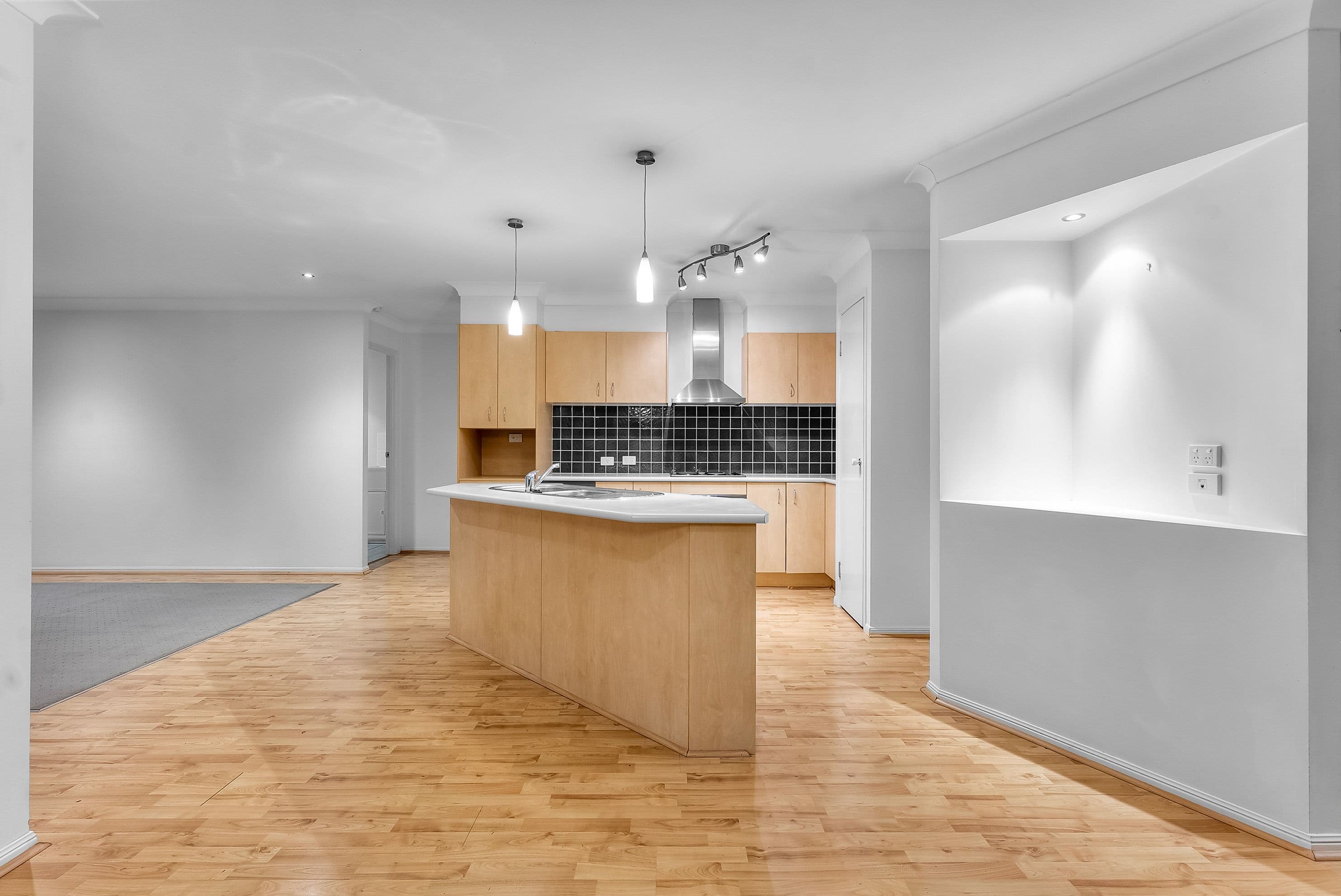 7 Kalbarri Court, North Lakes QLD 4509, North Lakes - Thumbnail 3