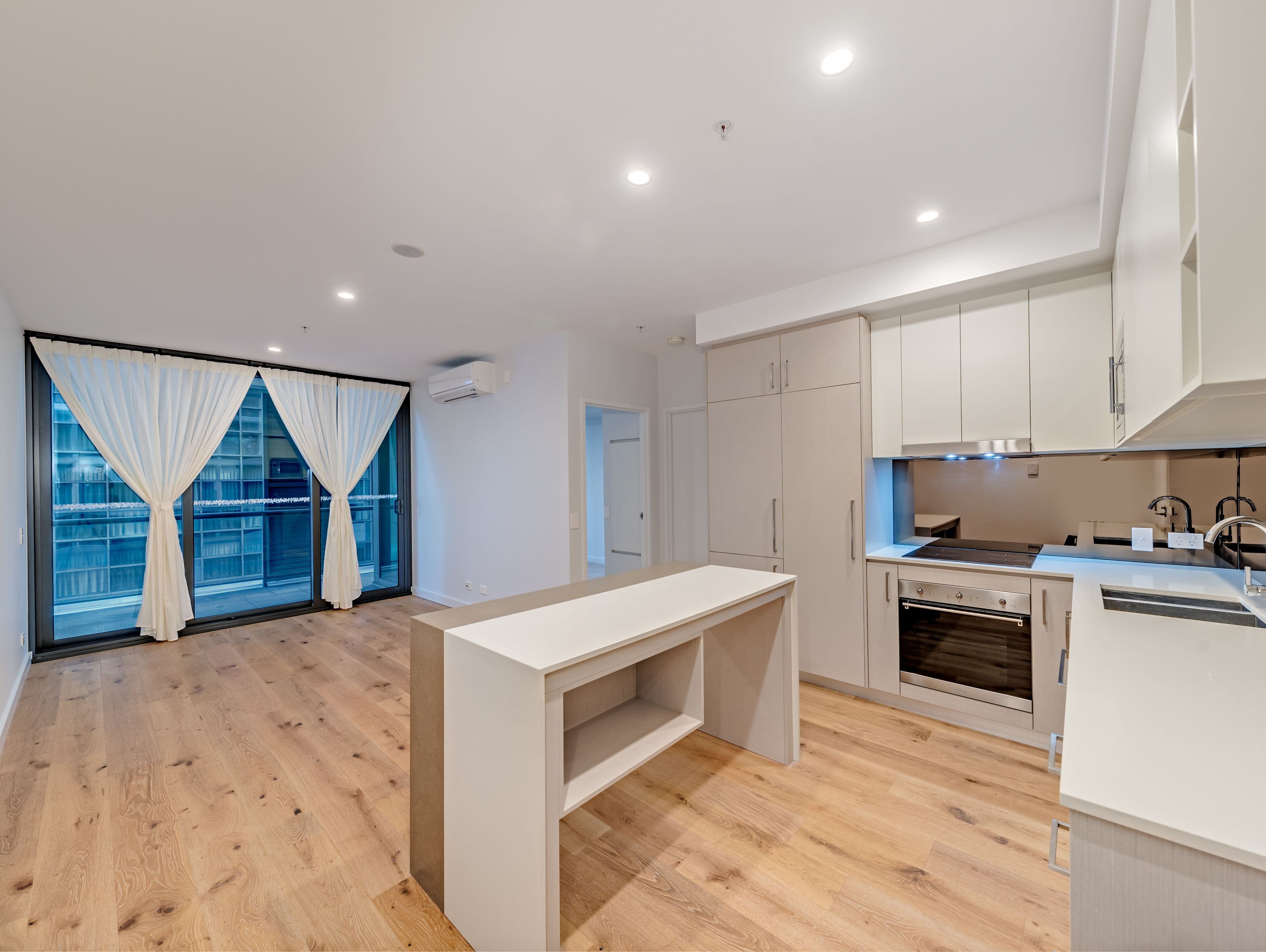 606/380 Murray Street, Perth WA 6000, Perth - Thumbnail 3