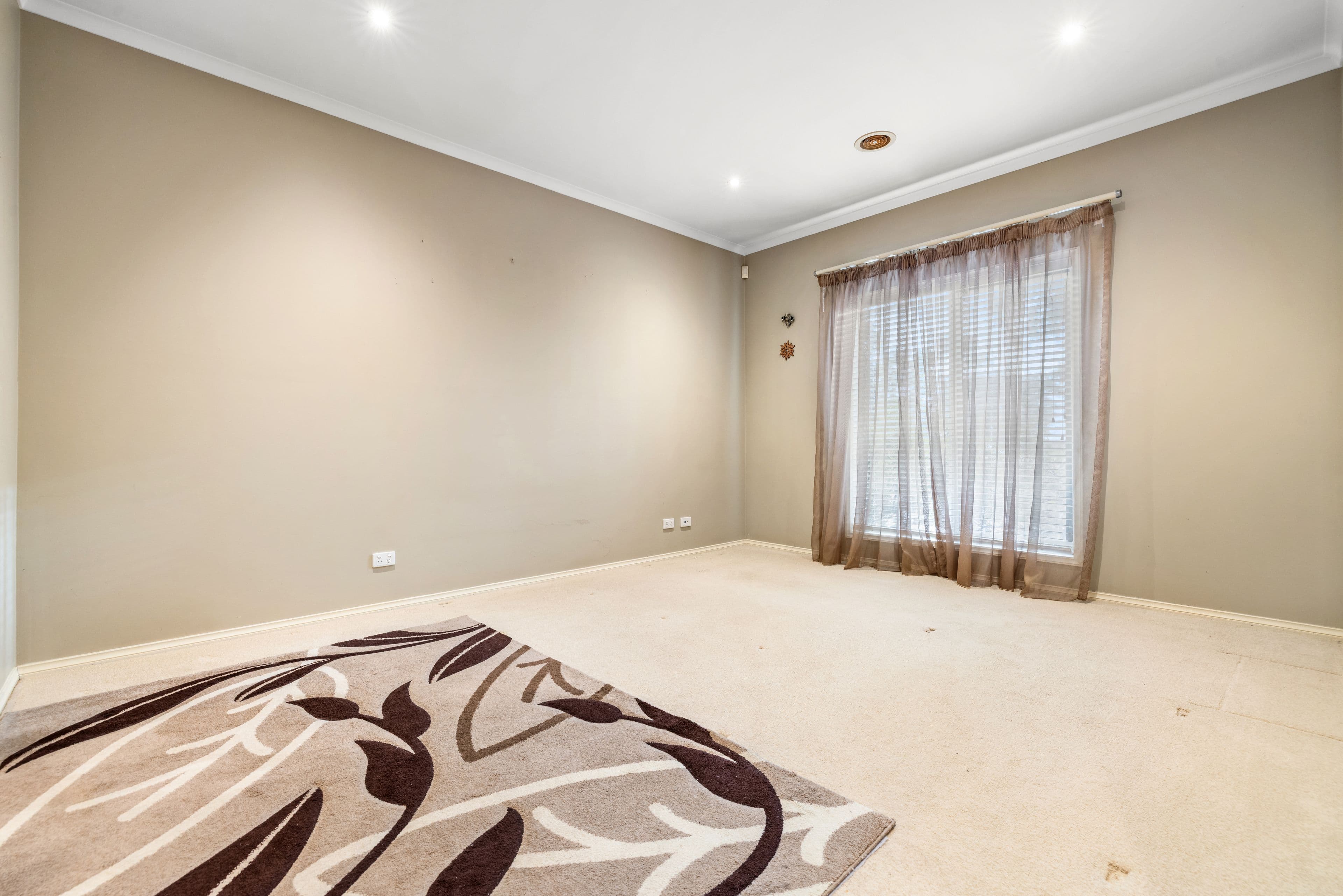 8 Harpenden Terrace, Cranbourne VIC 3977, Cranbourne - Thumbnail 4
