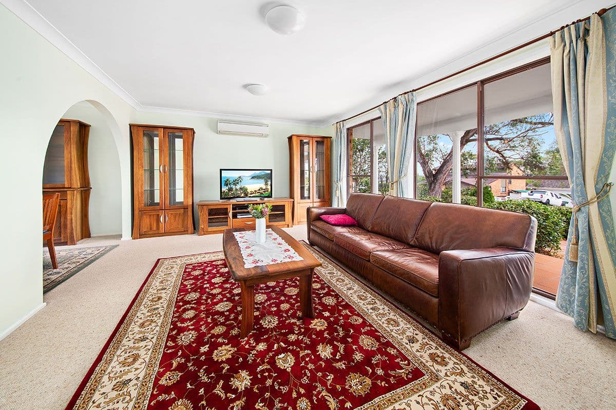 6 Blackwattle Place, Alfords Point - Thumbnail 2