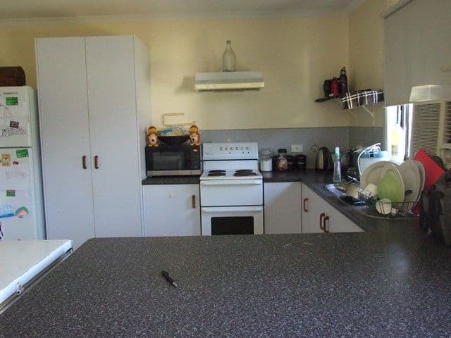 32 Garden Street, Blackall QLD 4472, Blackall - Thumbnail 3
