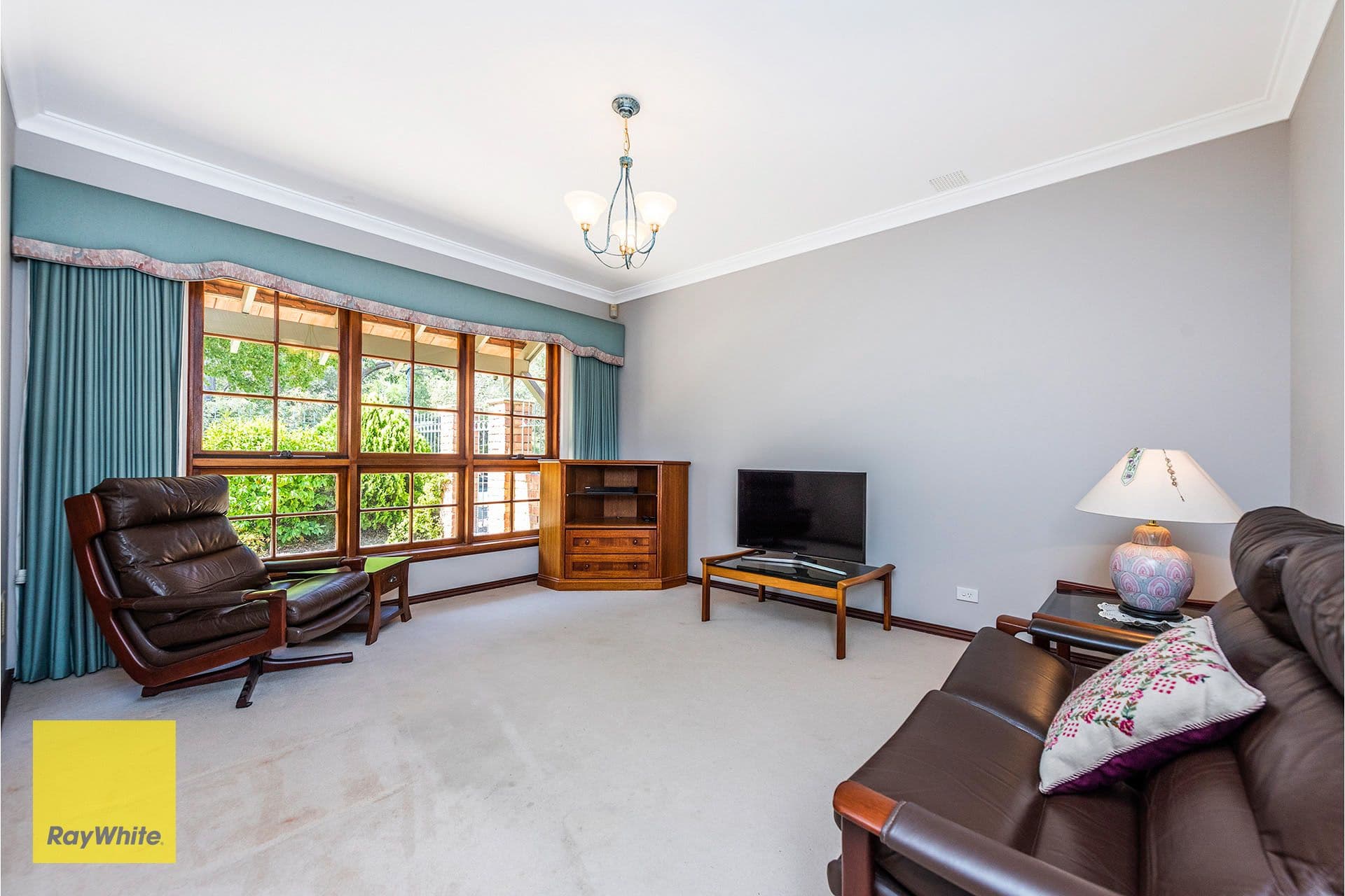 28 Elizabeth Street, Kalamunda WA 6076, Kalamunda - Thumbnail 5