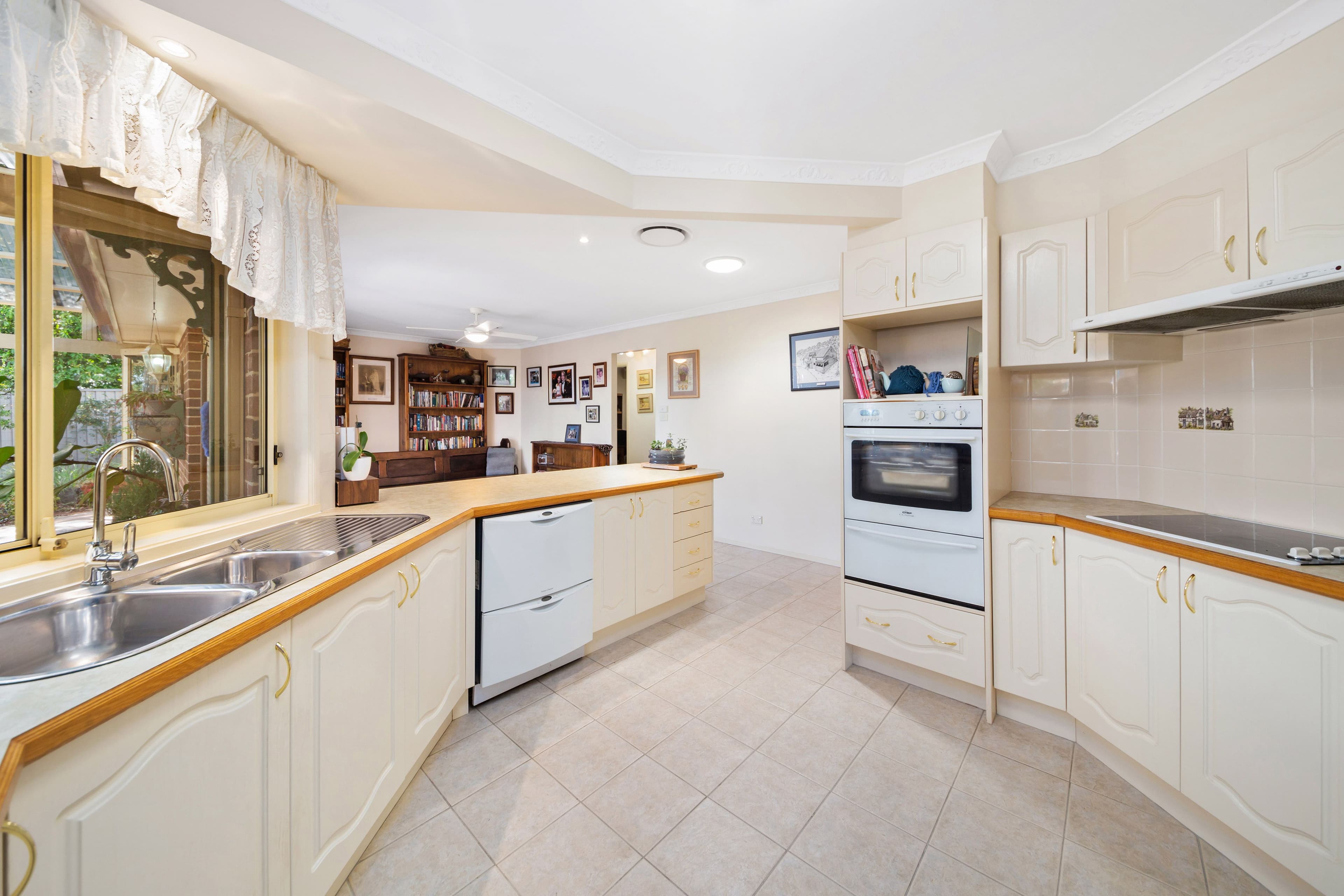 17 Berry Grove, Menai NSW 2234, Menai - Thumbnail 2