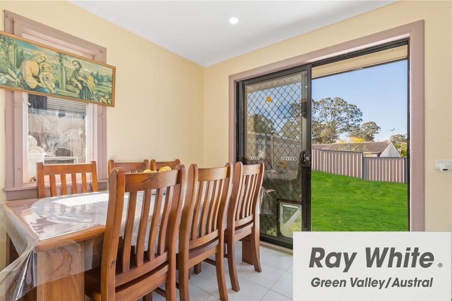 42 Busby Road, Busby - Thumbnail 3