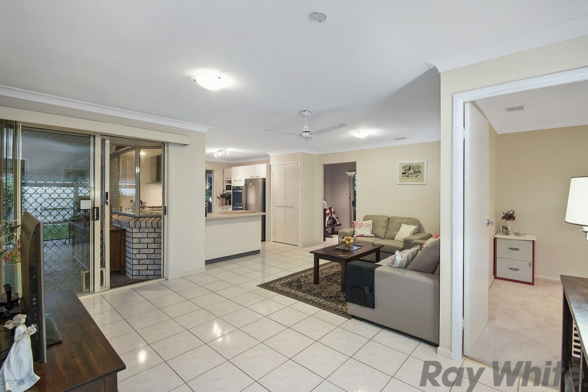 90 Phillip Parade, Deception Bay QLD 4508, Deception Bay - Thumbnail 4