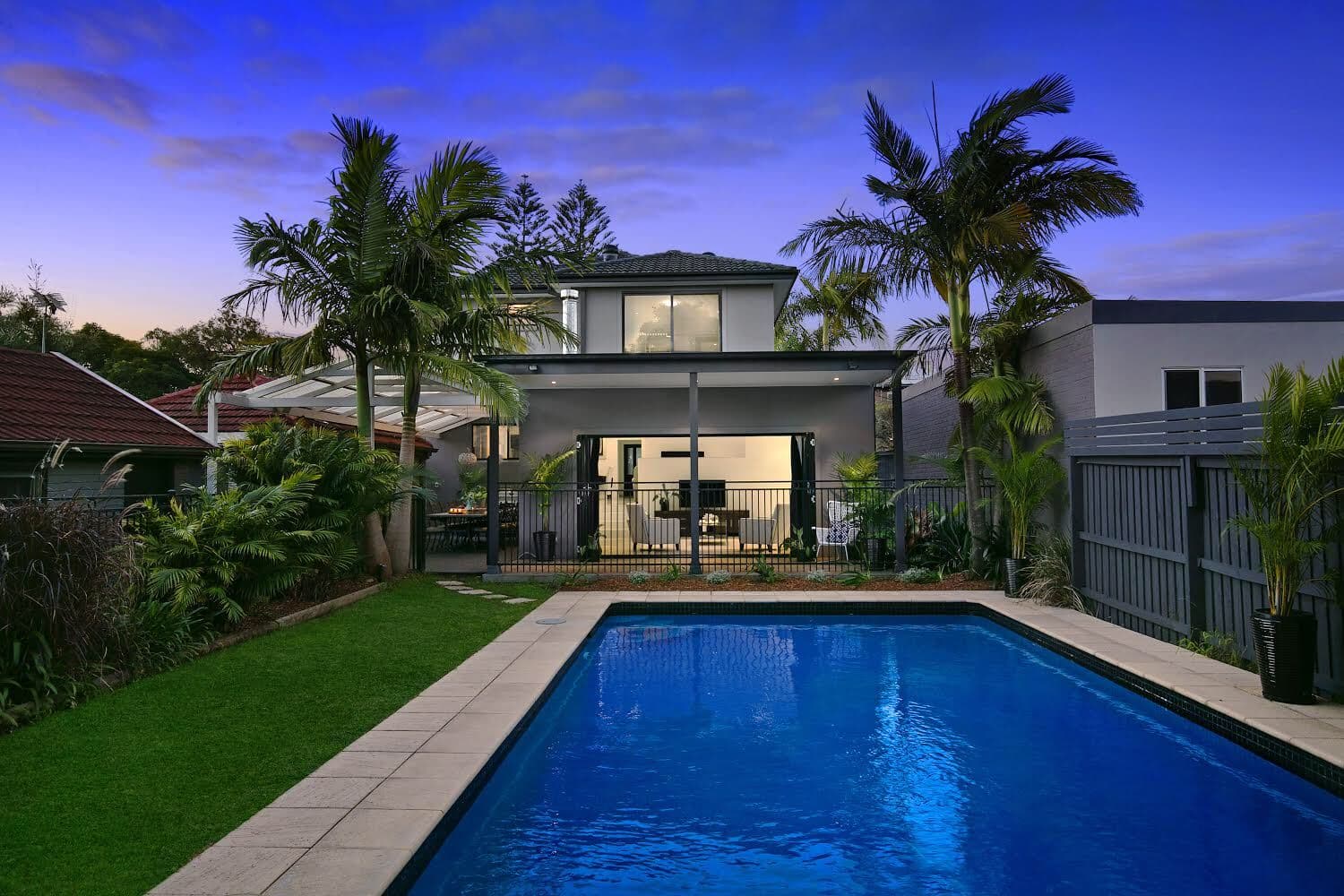 28 Loyola Grove, Richmond, Richmond - Image 1