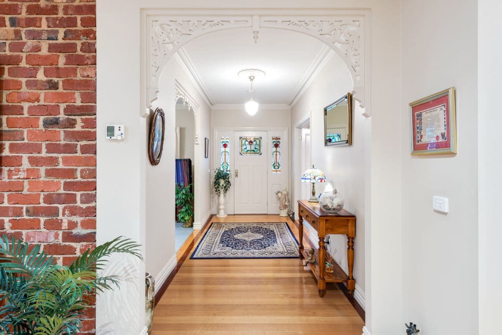 2 Pinehill Way, Doreen VIC 3754, Doreen - Thumbnail 5