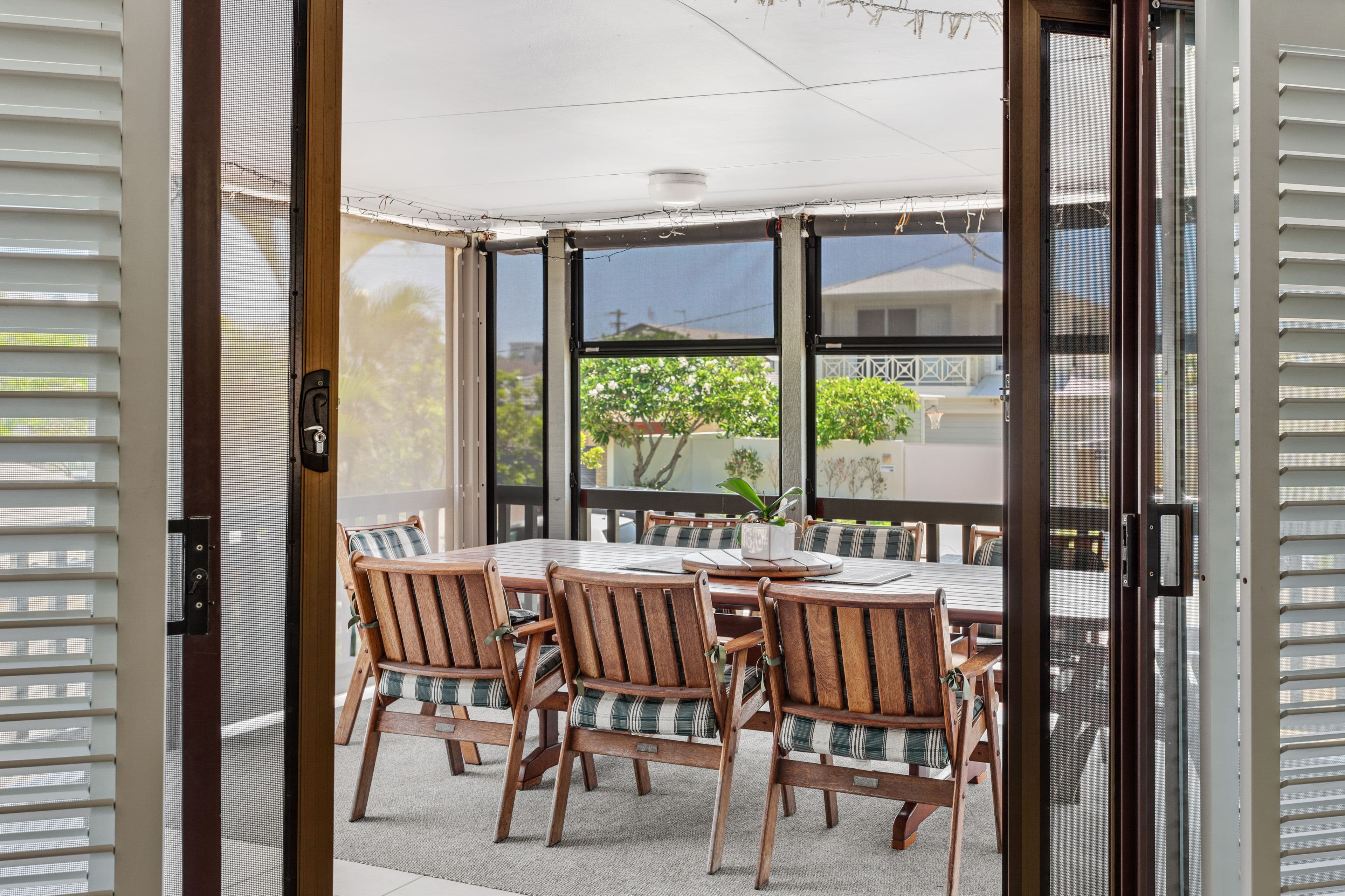 34 Petrel Avenue, Mermaid Beach QLD 4218, Mermaid Beach - Thumbnail 4