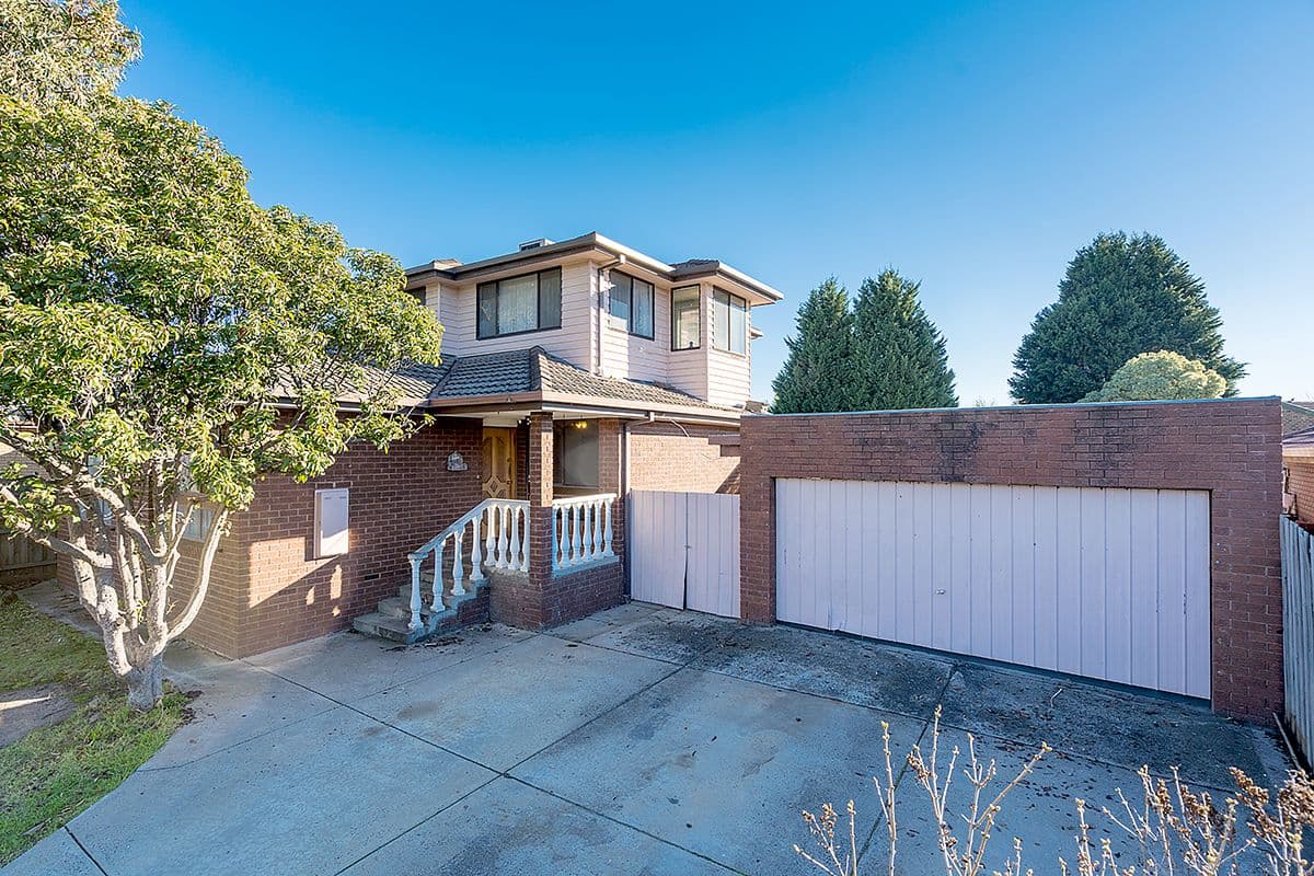 92 Hothlyn Drive, Craigieburn VIC 3064, Craigieburn - Thumbnail 2