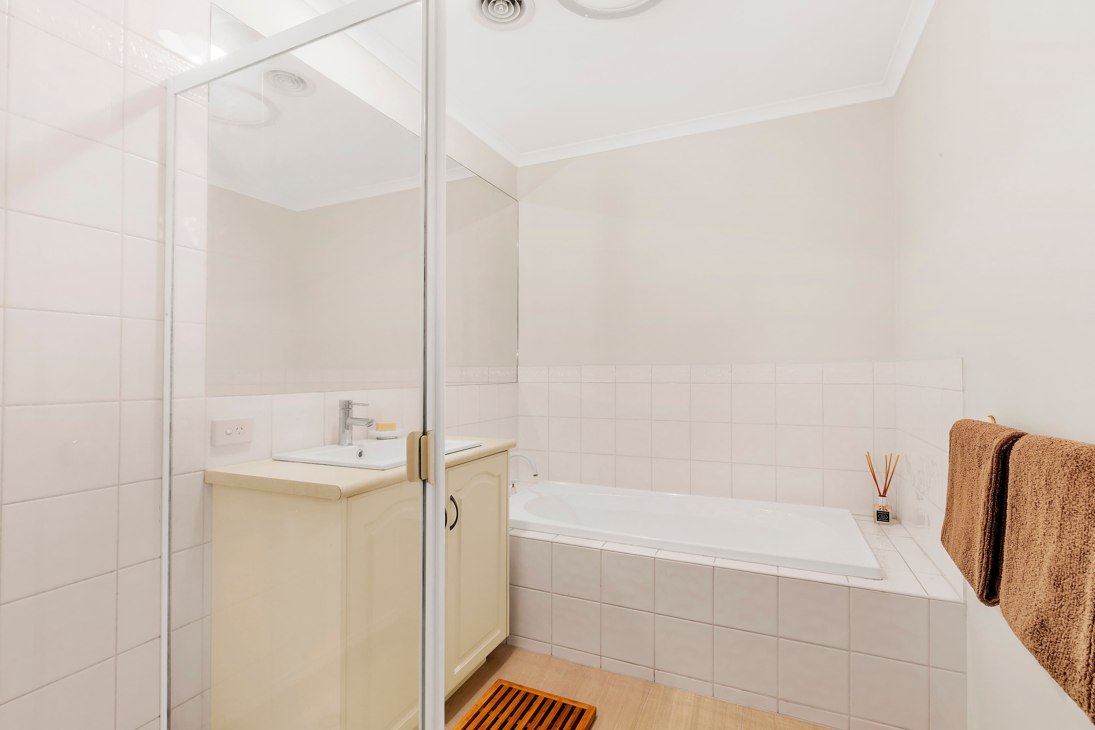11 Reid Walk, Macleod VIC 3085, Macleod - Thumbnail 8
