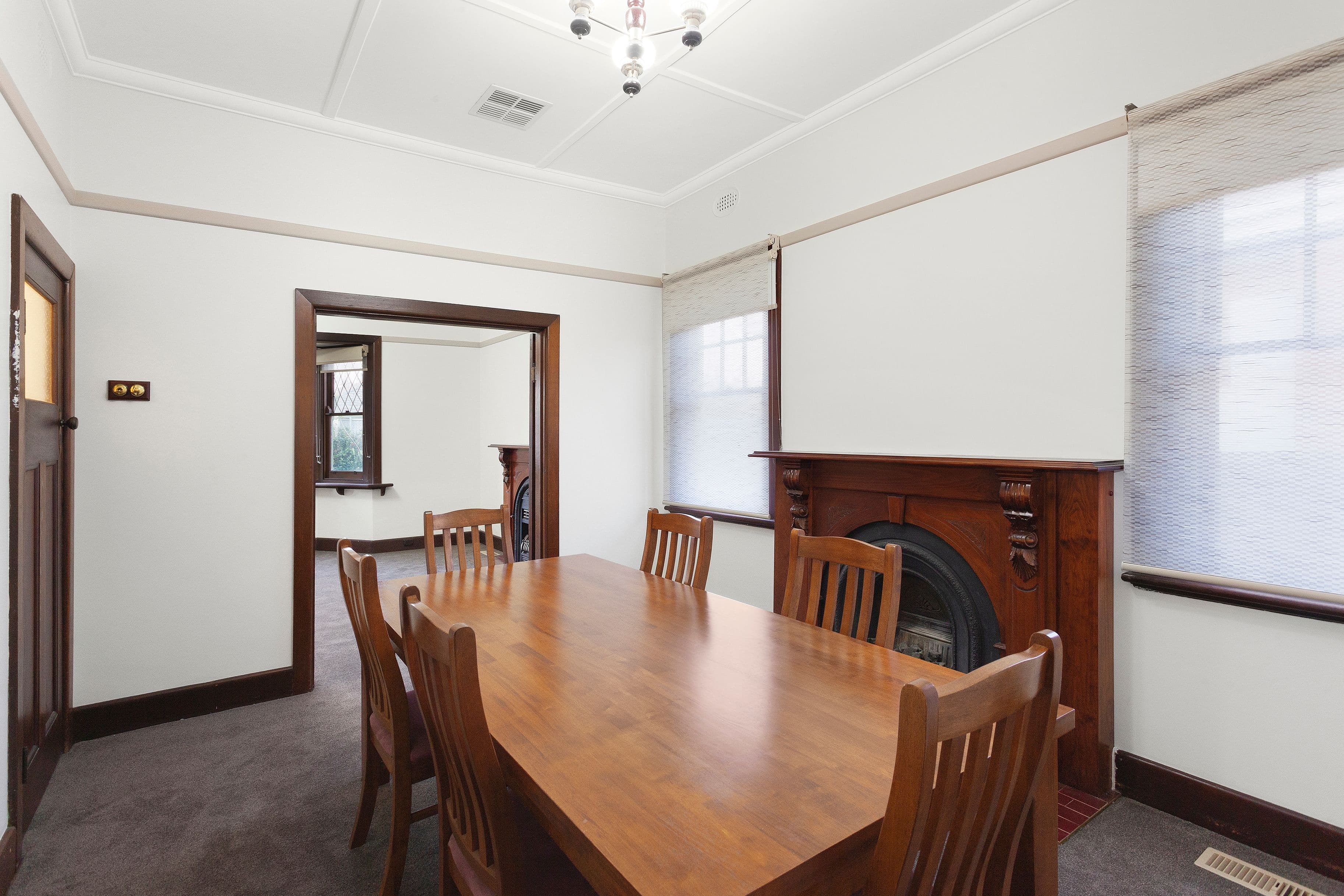 44 Eleebana Avenue, Hughesdale VIC 3166, Hughesdale - Thumbnail 5
