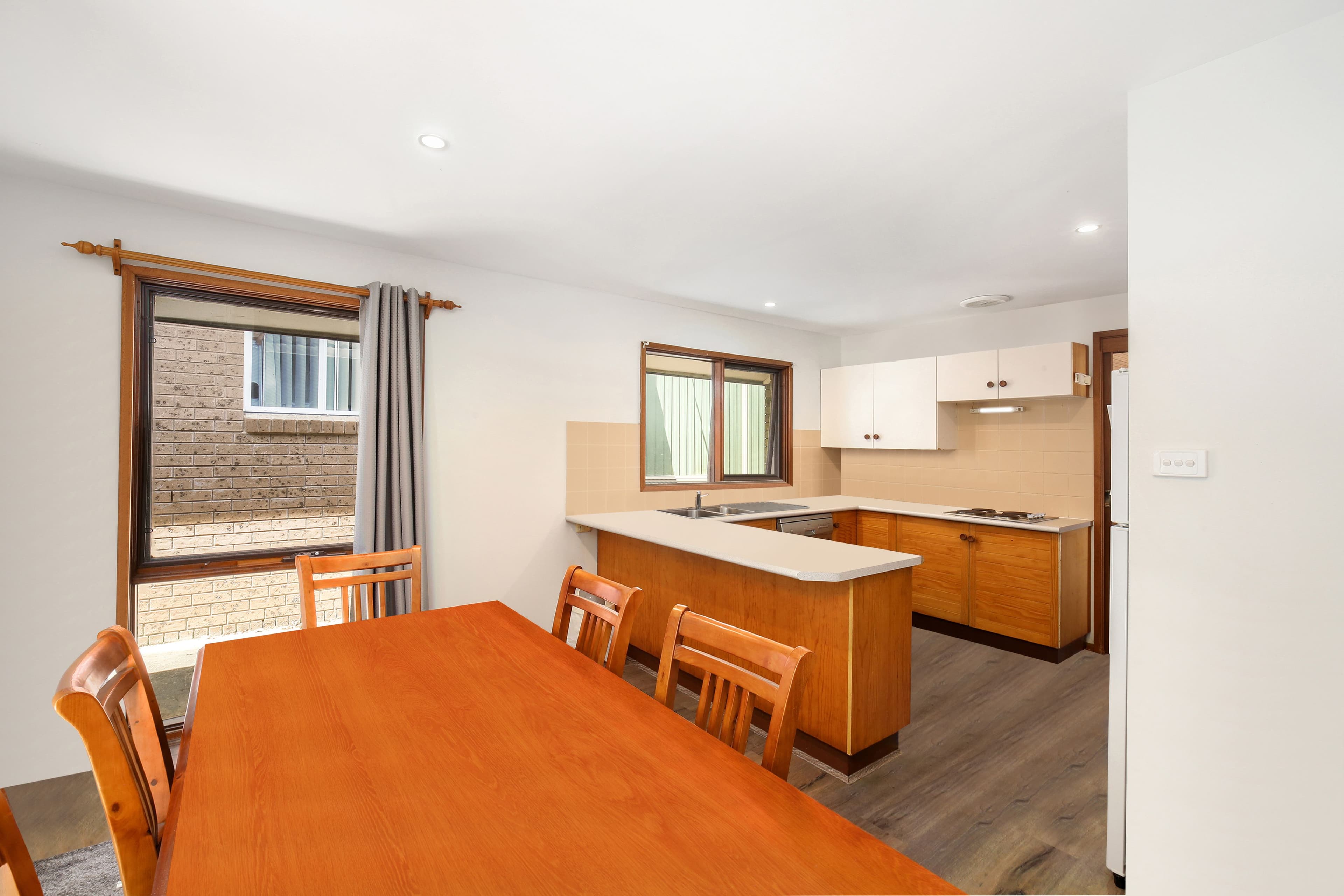 5 & 5A Mooramba Avenue, North Gosford NSW 2250, North Gosford - Thumbnail 4