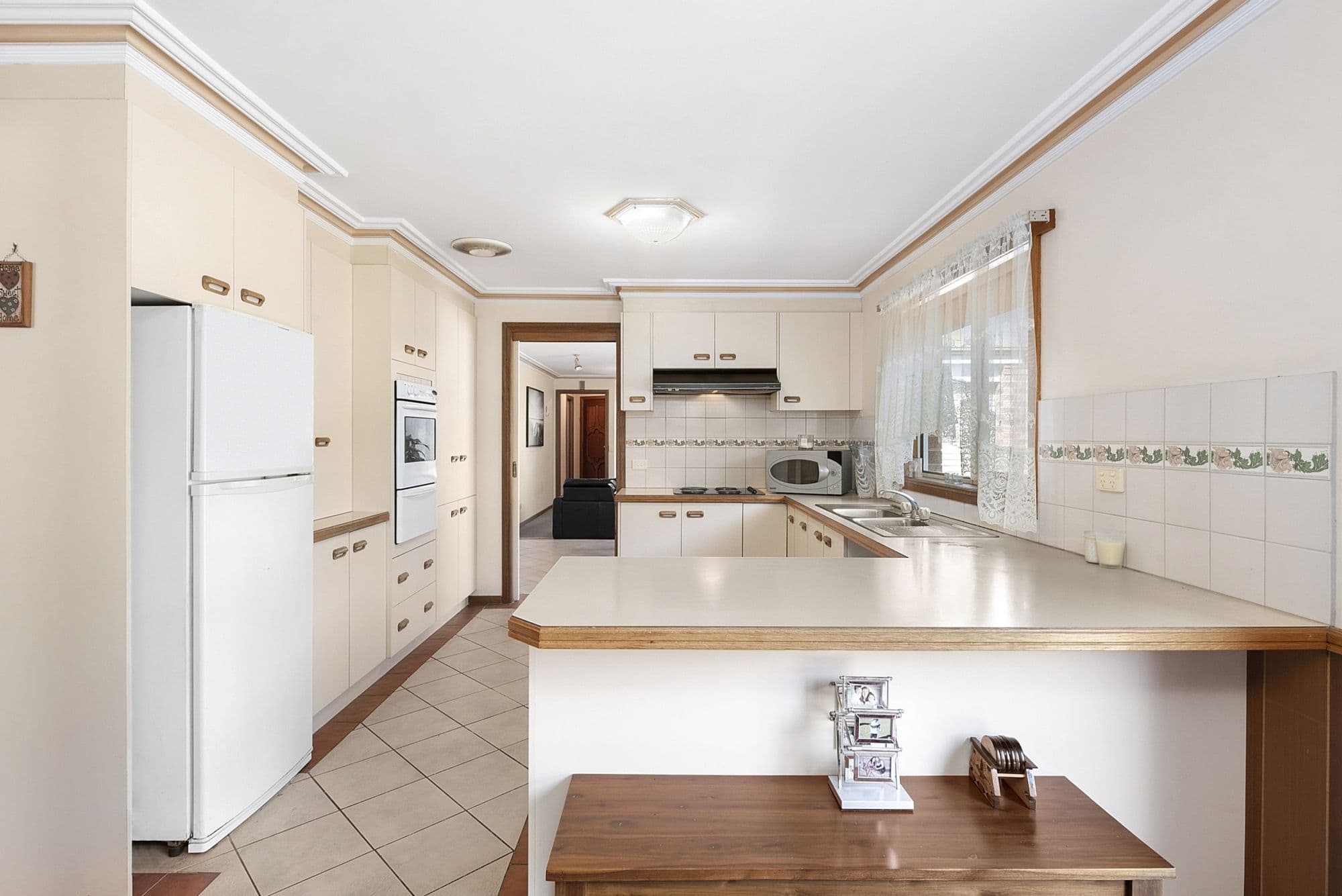 6 Loftus Street, East Geelong VIC 3219, East Geelong - Thumbnail 2