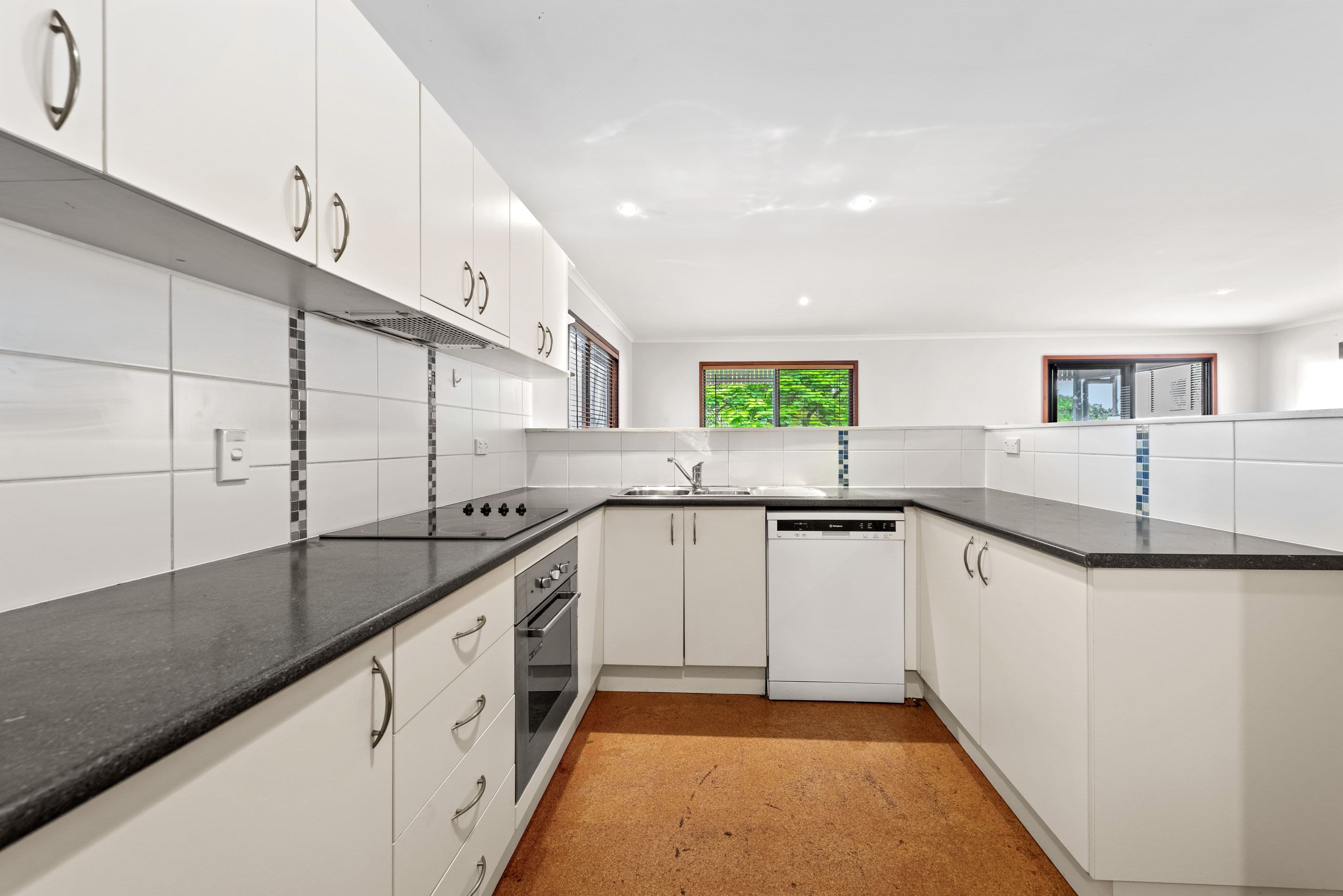 12 Myuna Street, Balmoral QLD 4171, Balmoral - Thumbnail 5