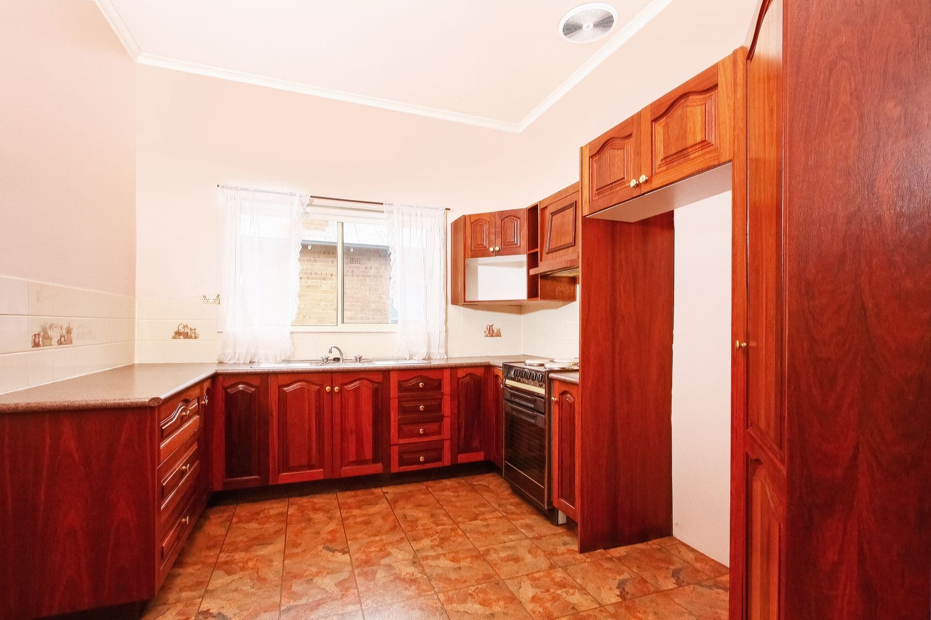 120 Addison Street, Goulburn - Thumbnail 6