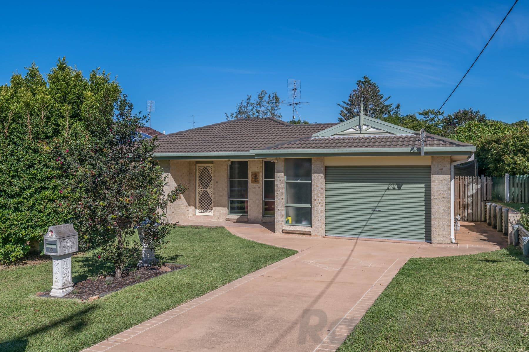 10 Warruga Street, Kilaben Bay - Image 1