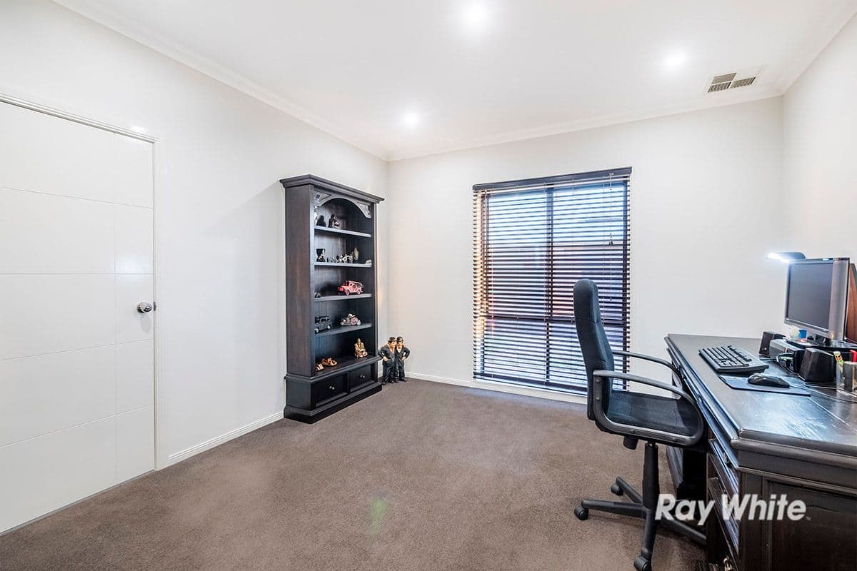 38 Macumba Drive, Clyde North VIC 3978, Clyde North - Thumbnail 3