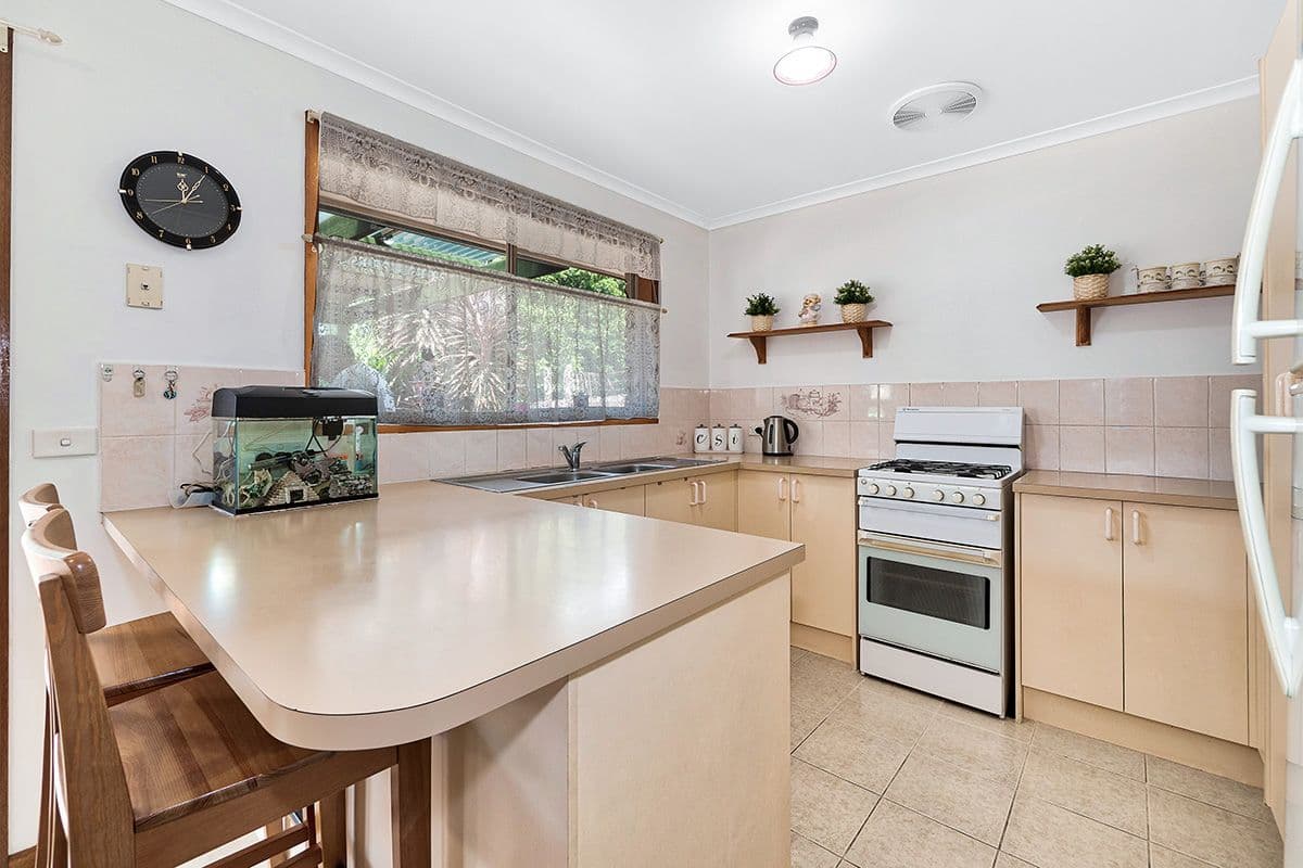 24 Marnie Drive, Cranbourne West VIC 3977, Cranbourne West - Thumbnail 8