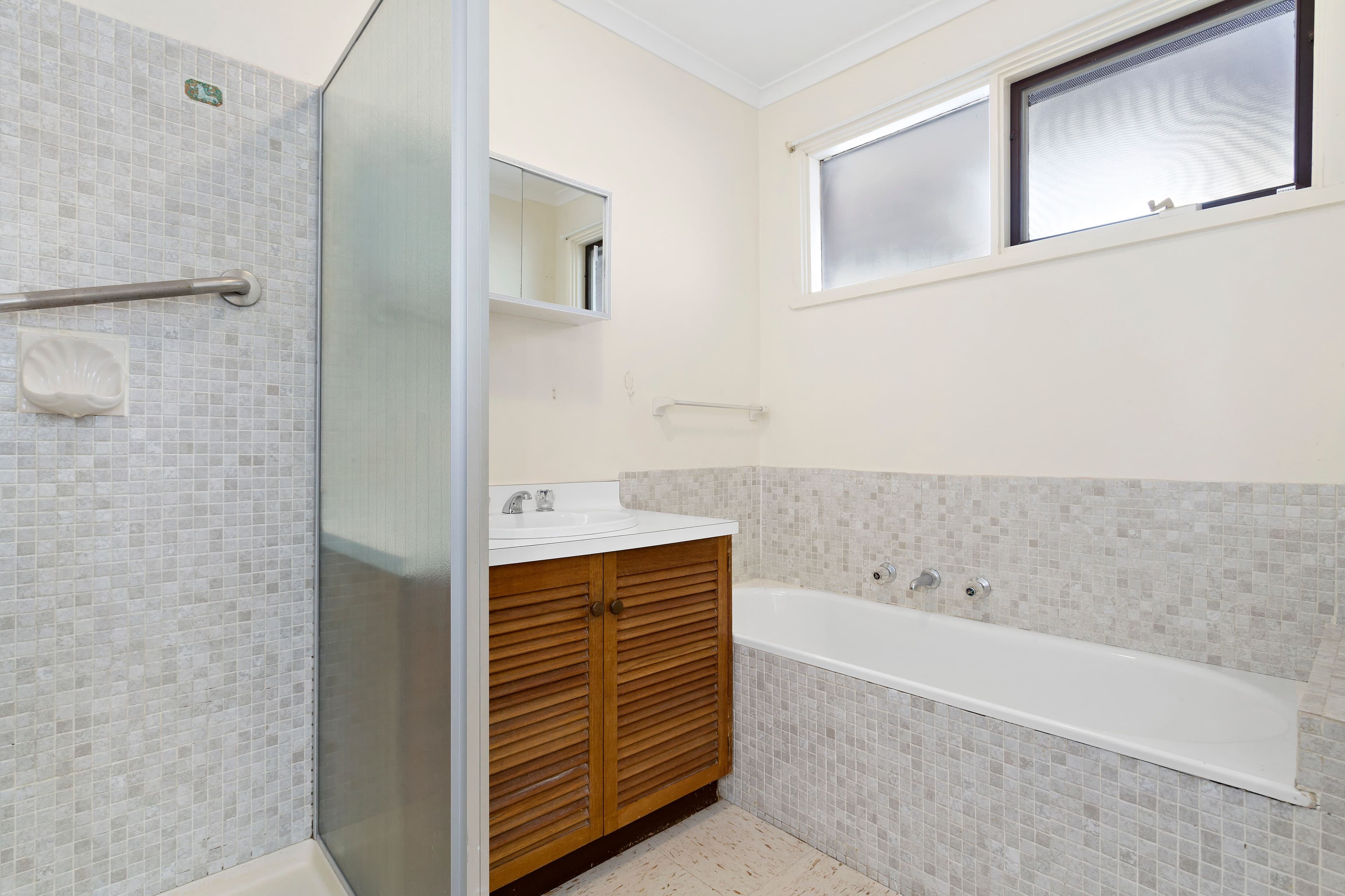 1 Hampstead Court, Thomastown VIC 3074, Thomastown - Thumbnail 6