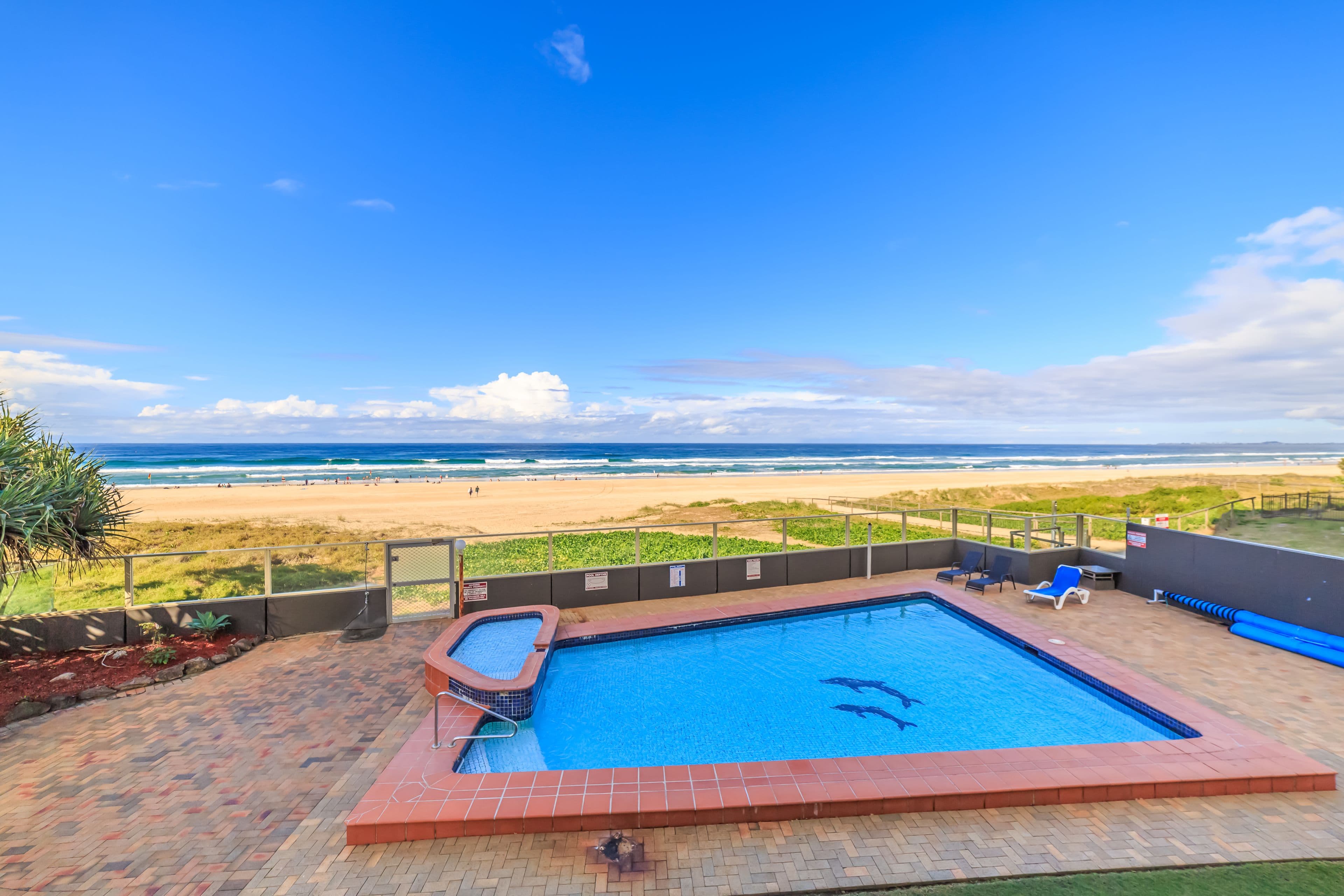 29 Northcliffe Terrace, Surfers Paradise QLD 4217, Surfers Paradise - Thumbnail 2