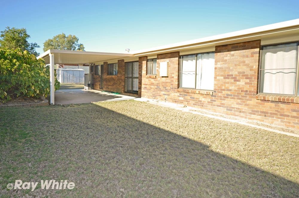 17 Lawrence Street, Biloela QLD 4715, Biloela - Thumbnail 7