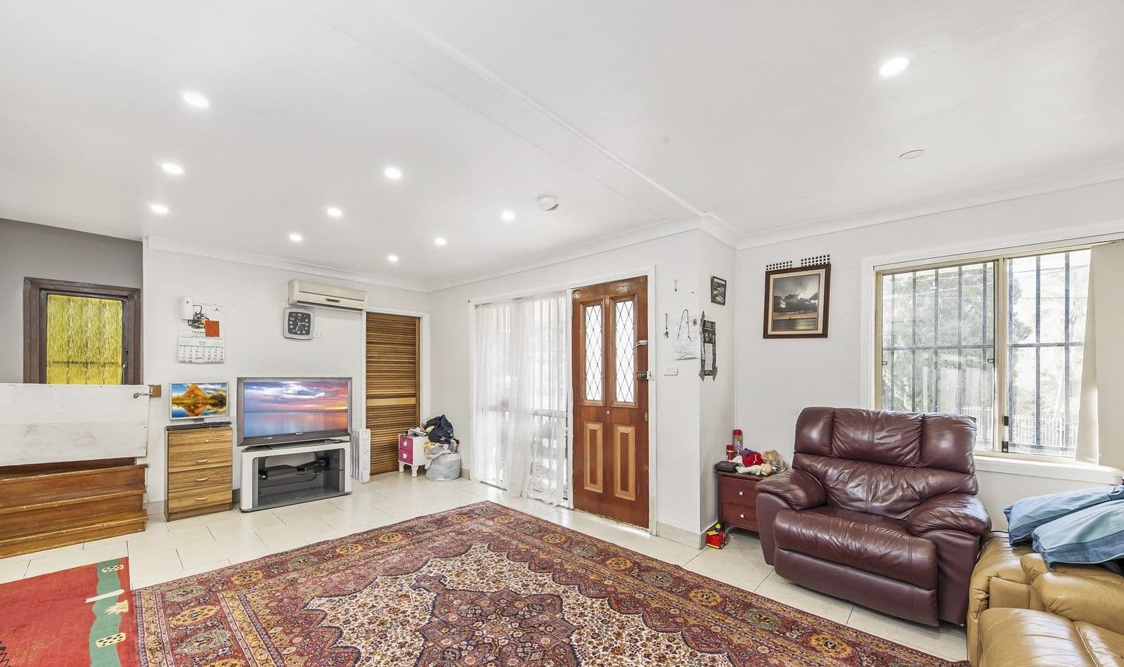 16 Friesian Street, Busby - Thumbnail 3