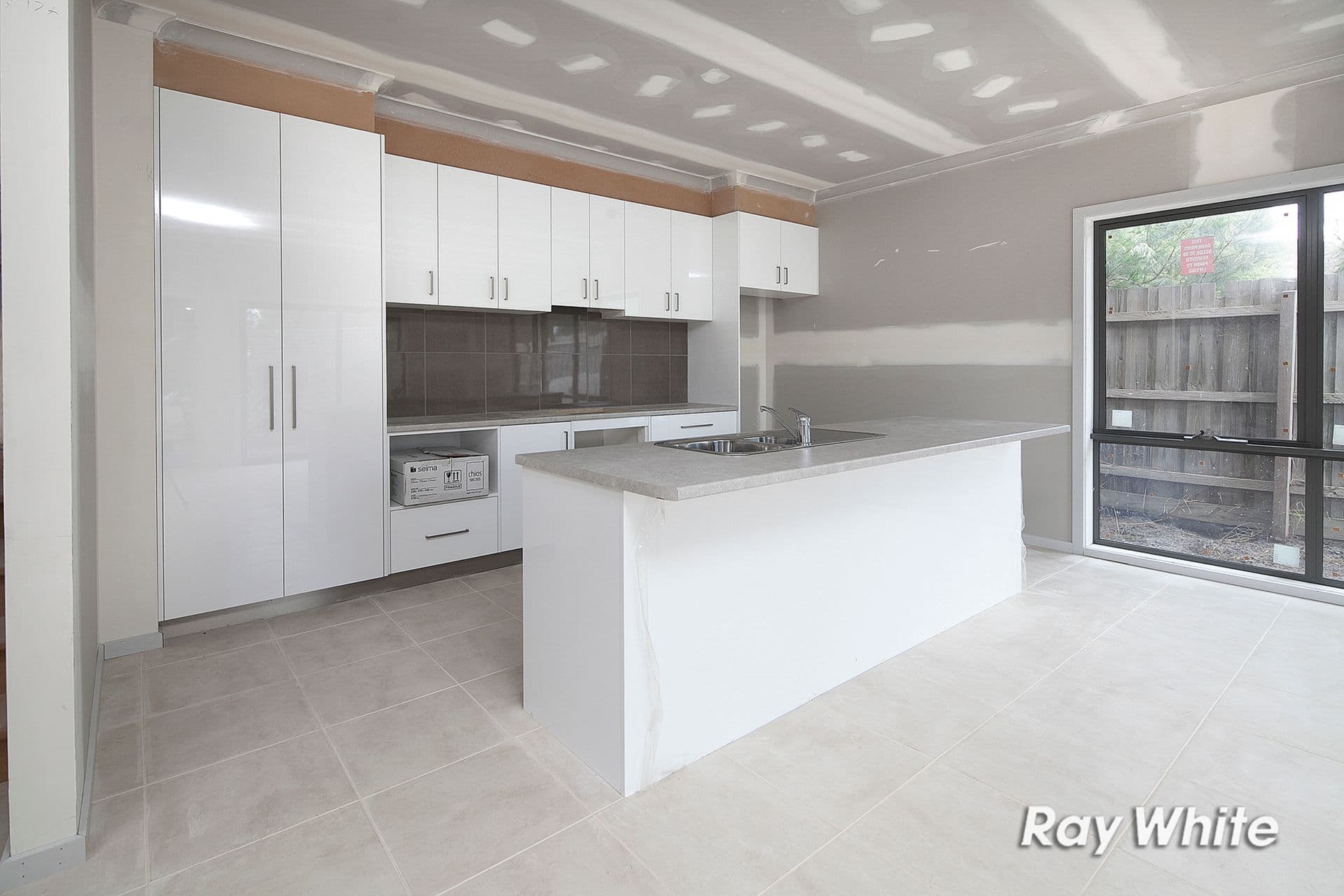 52 Rosemary Crescent, Frankston North VIC 3200, Frankston North - Thumbnail 5