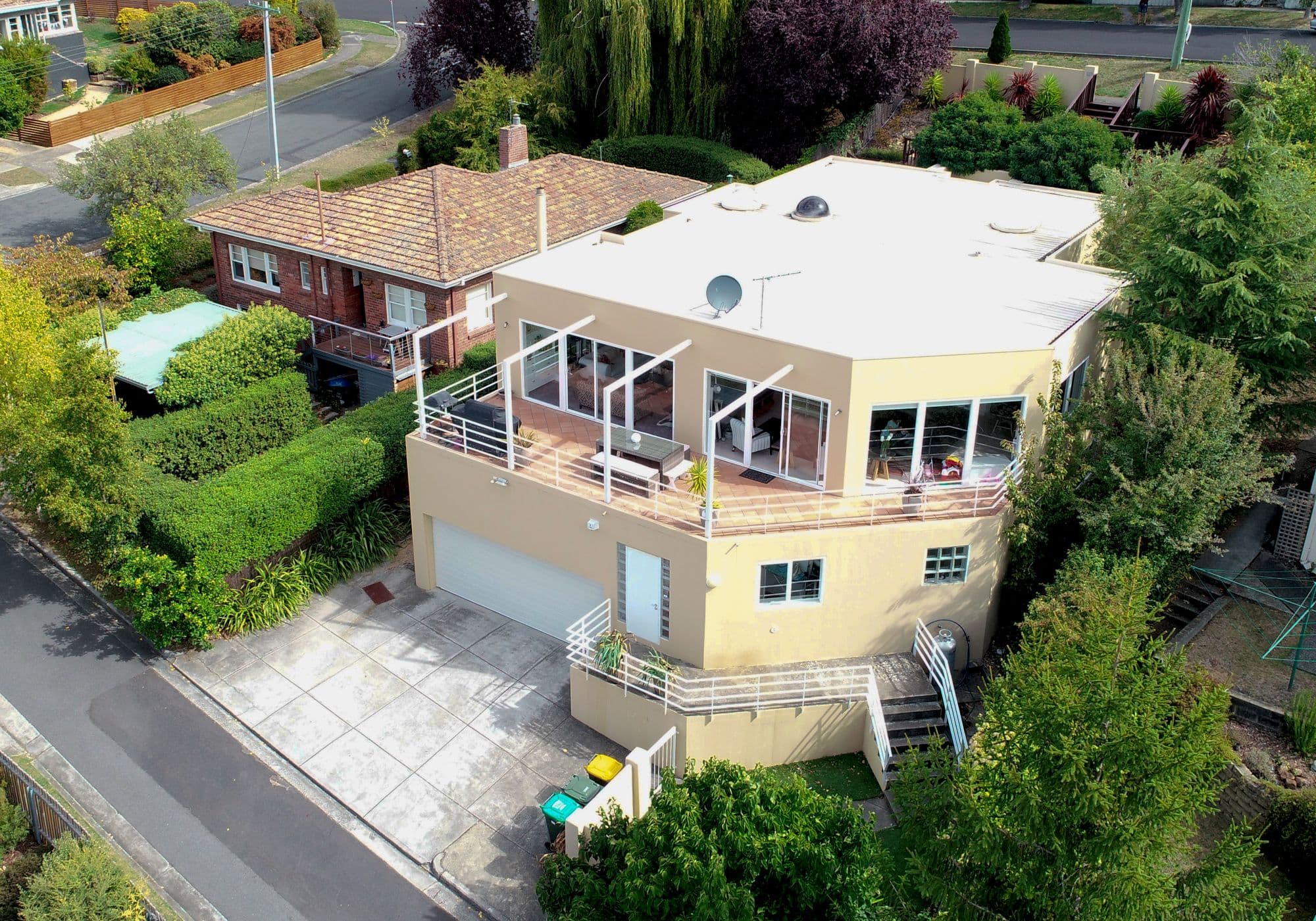 24 Willowdene Avenue, Sandy Bay TAS 7005, Sandy Bay - Image 1
