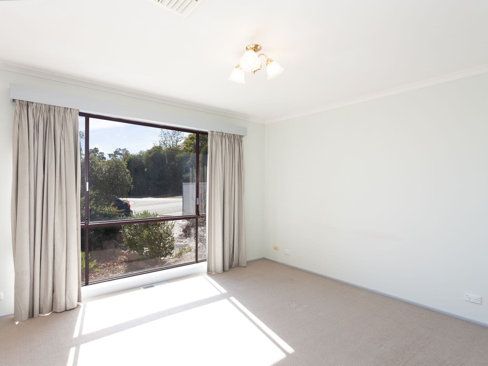 13 Girdlestone Circuit, Calwell ACT 2905, Calwell - Thumbnail 5