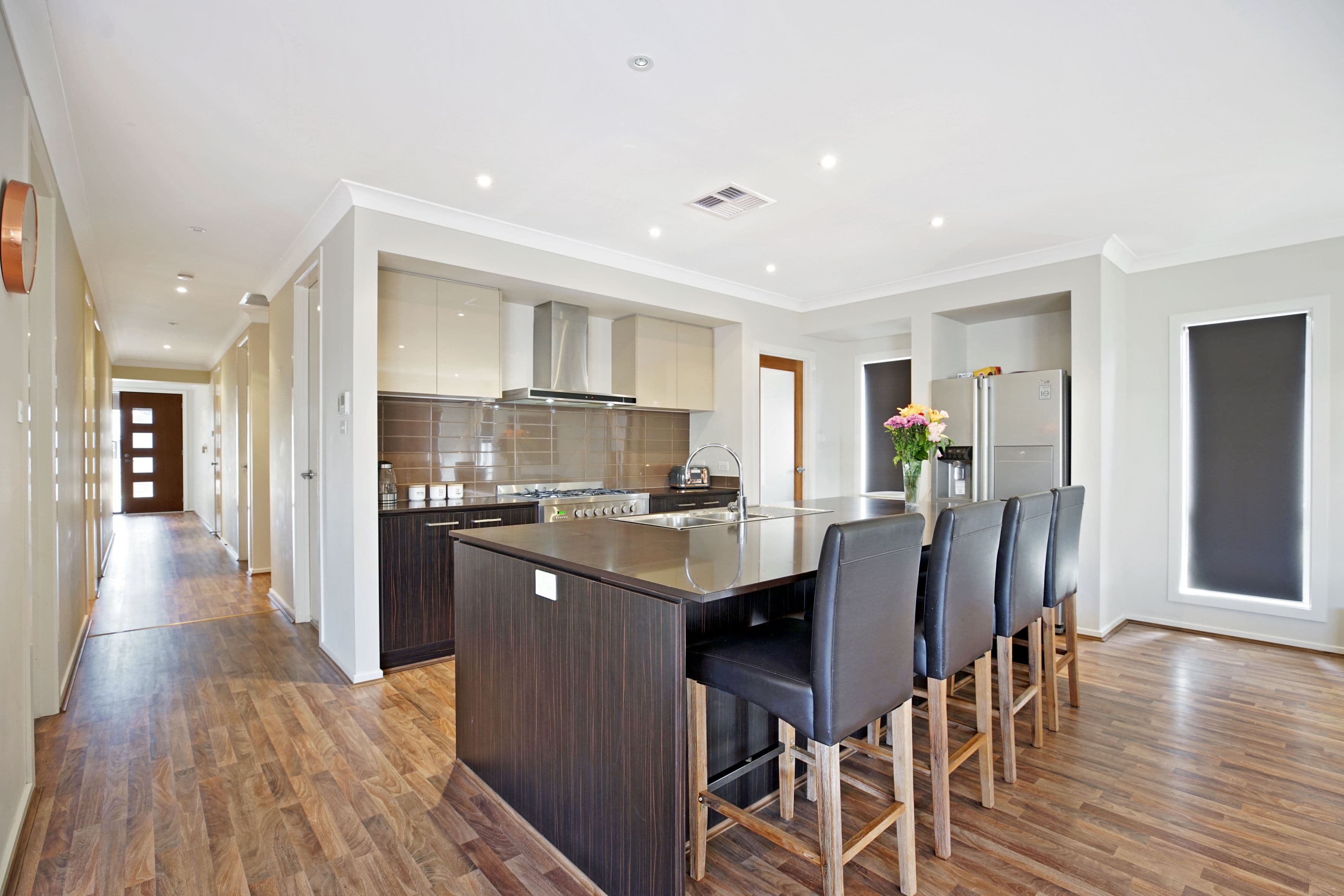 17 Cabarita Way, Jordan Springs - Thumbnail 2