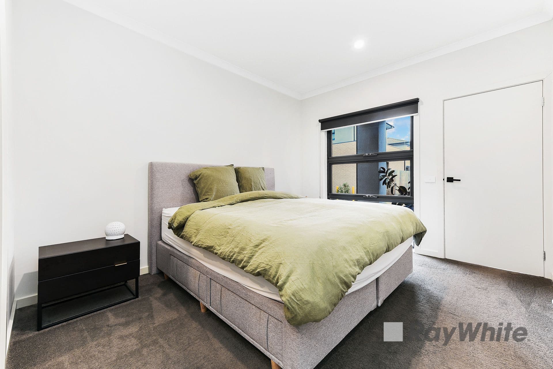 8 Flame Robin Place, Endeavour Hills VIC 3802, Endeavour Hills - Thumbnail 6