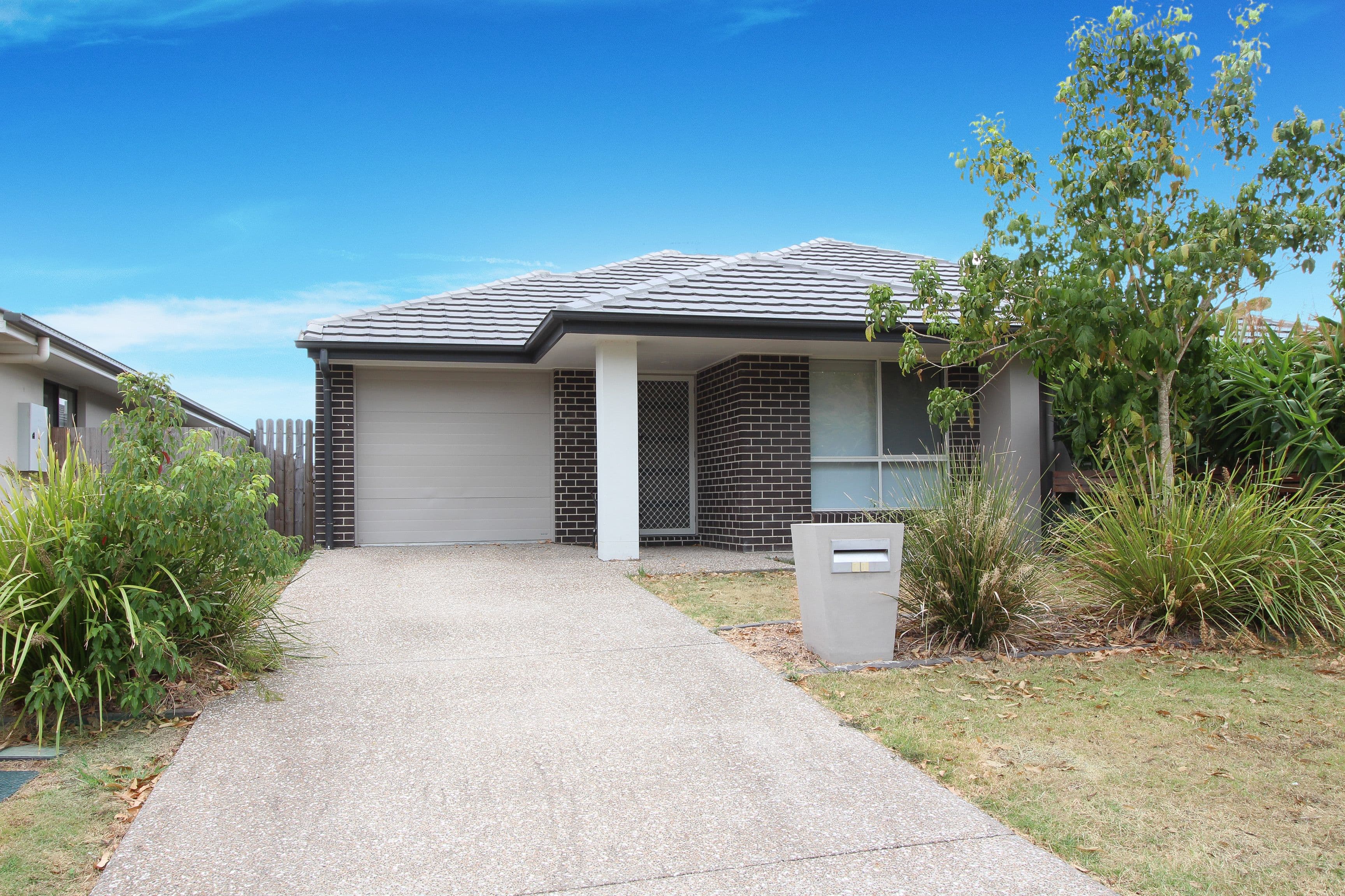 11 Snowden Crescent, Willow Vale QLD 4209, Willow Vale - Image 1
