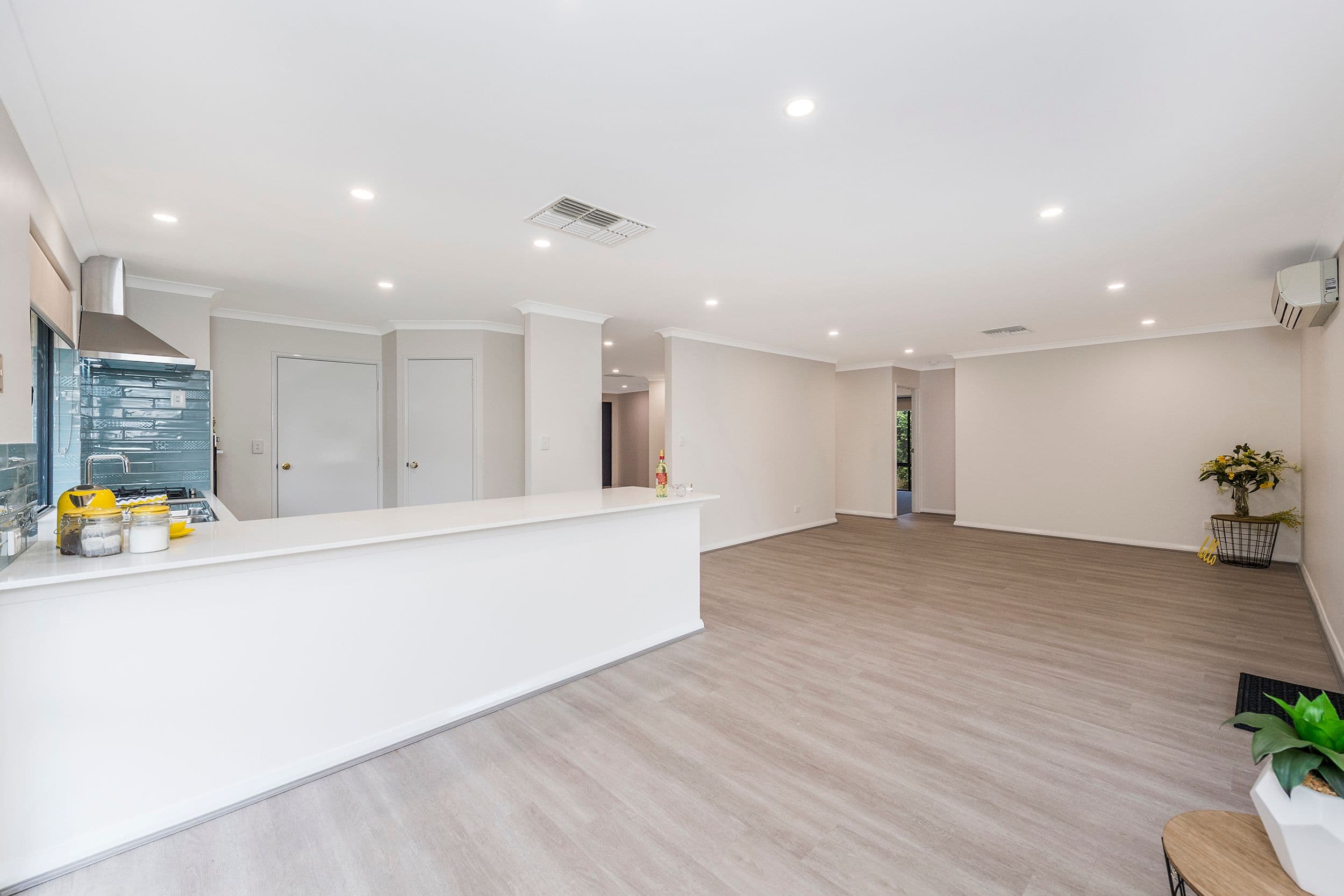 20 Peelhurst Way, Baldivis WA 6171, Baldivis - Thumbnail 2