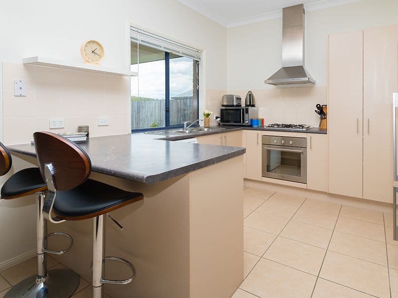 6 Jasper Way, Springfield QLD 4300, Springfield - Thumbnail 2