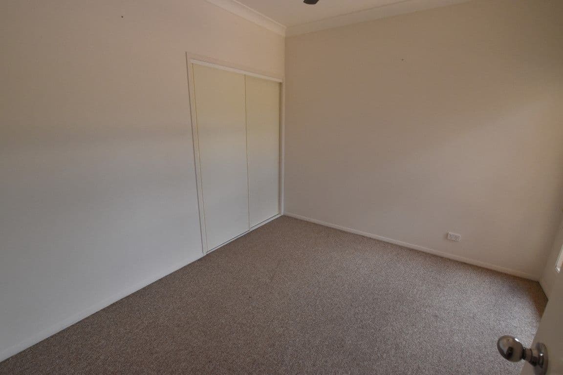 7 Observatory Place, New Auckland QLD 4680, New Auckland - Thumbnail 6