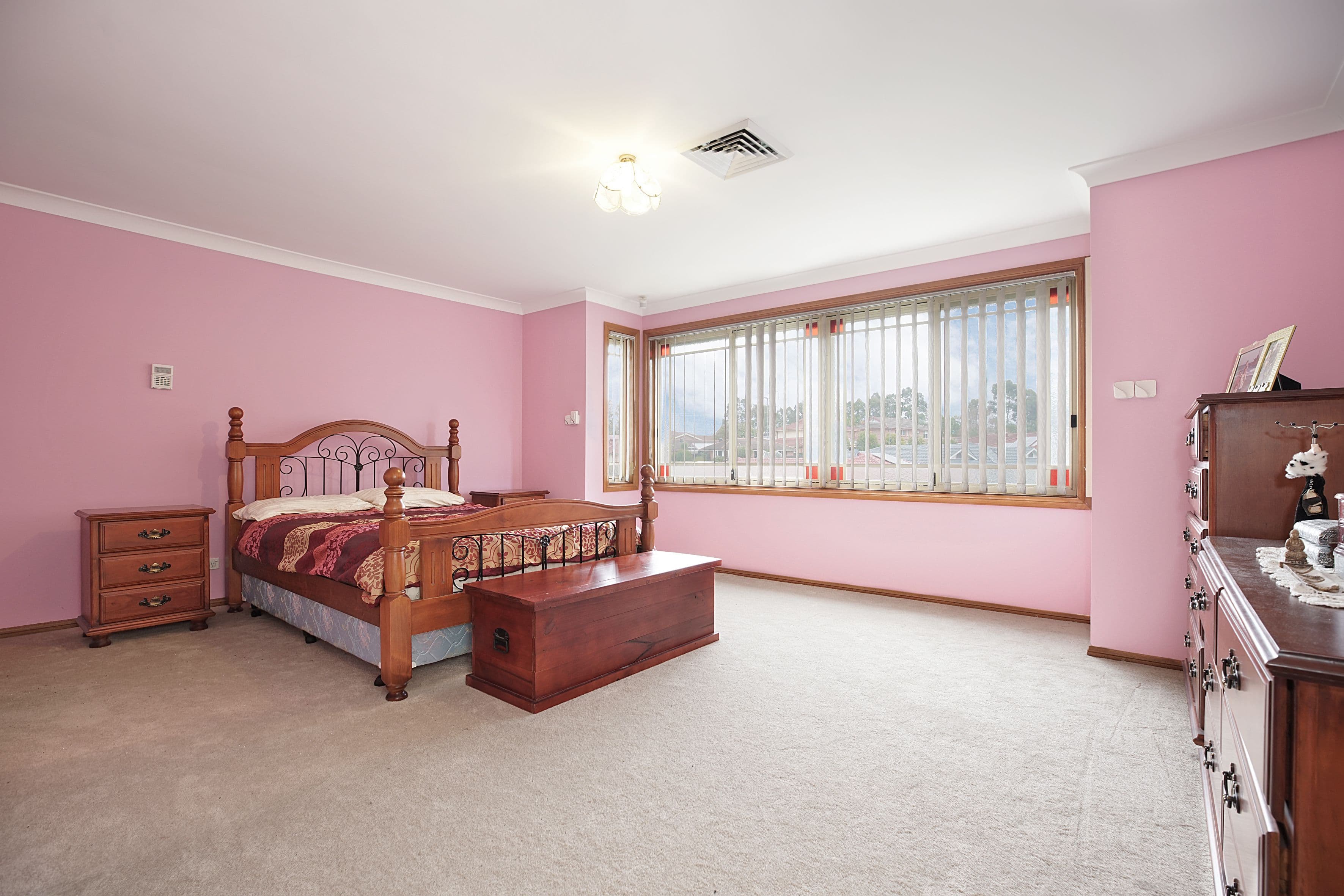42 Womra Crescent, Glenmore Park - Thumbnail 8