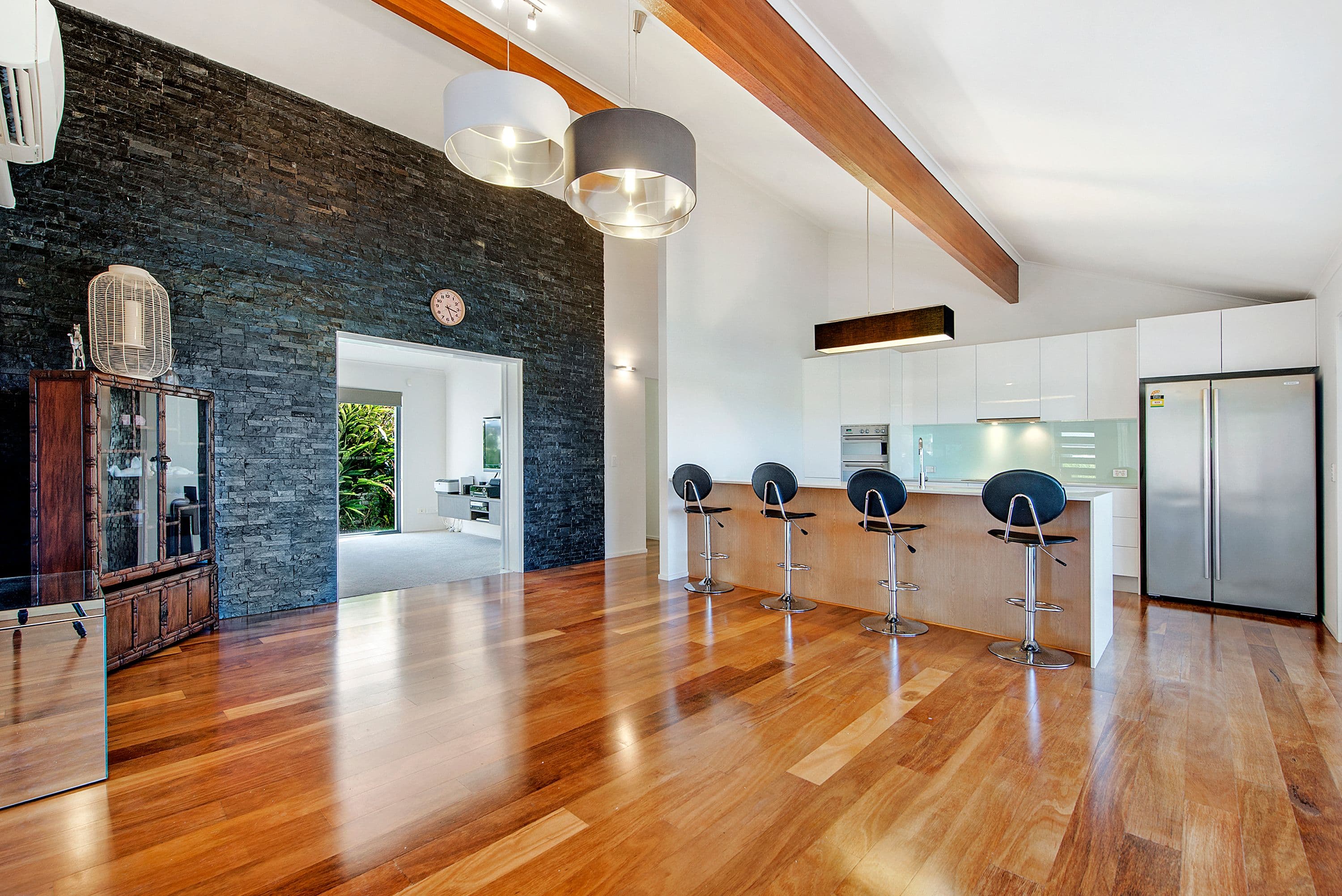 28 Cadence Avenue, Mermaid Waters QLD 4218, Mermaid Waters - Thumbnail 3