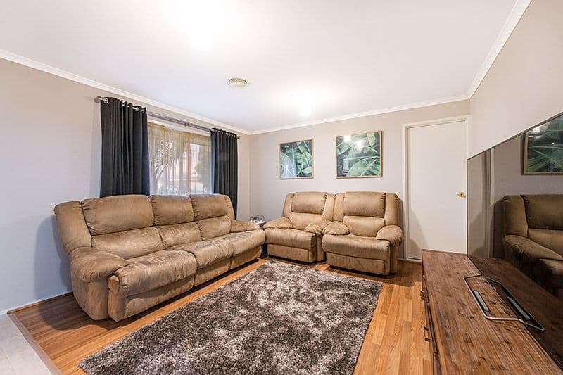 37 Geebung Road, Cranbourne West VIC 3977, Cranbourne West - Thumbnail 6