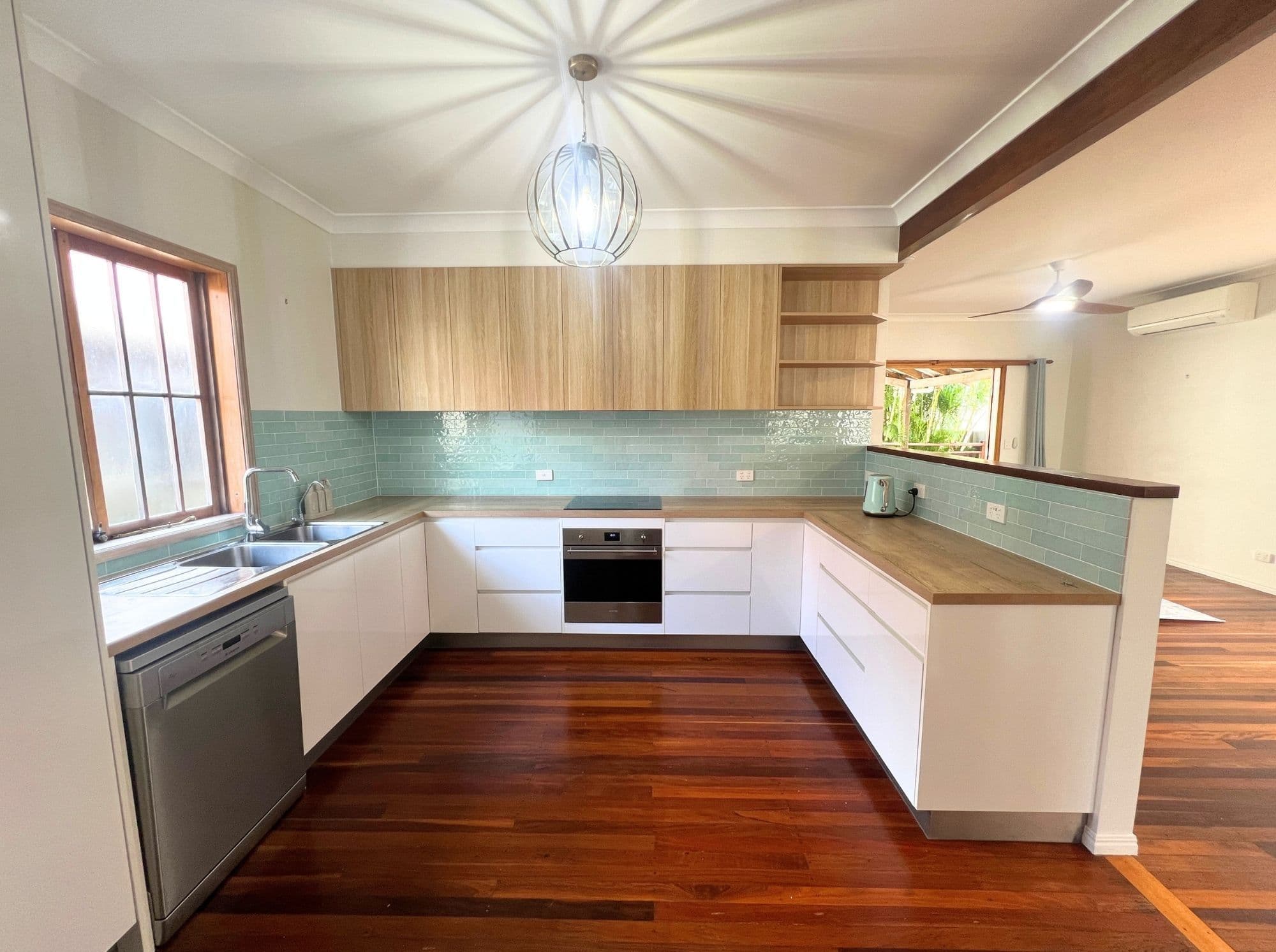 20 Bell Street, Woody Point QLD 4019, Woody Point - Thumbnail 3